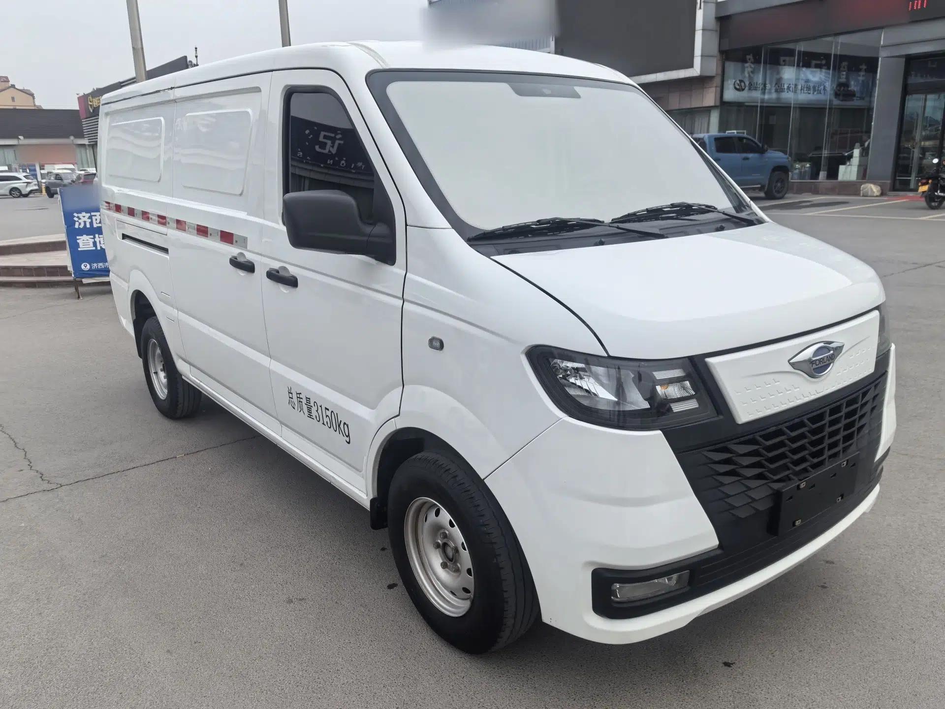 Foton Skyworth EV6 2023 Fast and Slow Charging Version — миниатюра 7