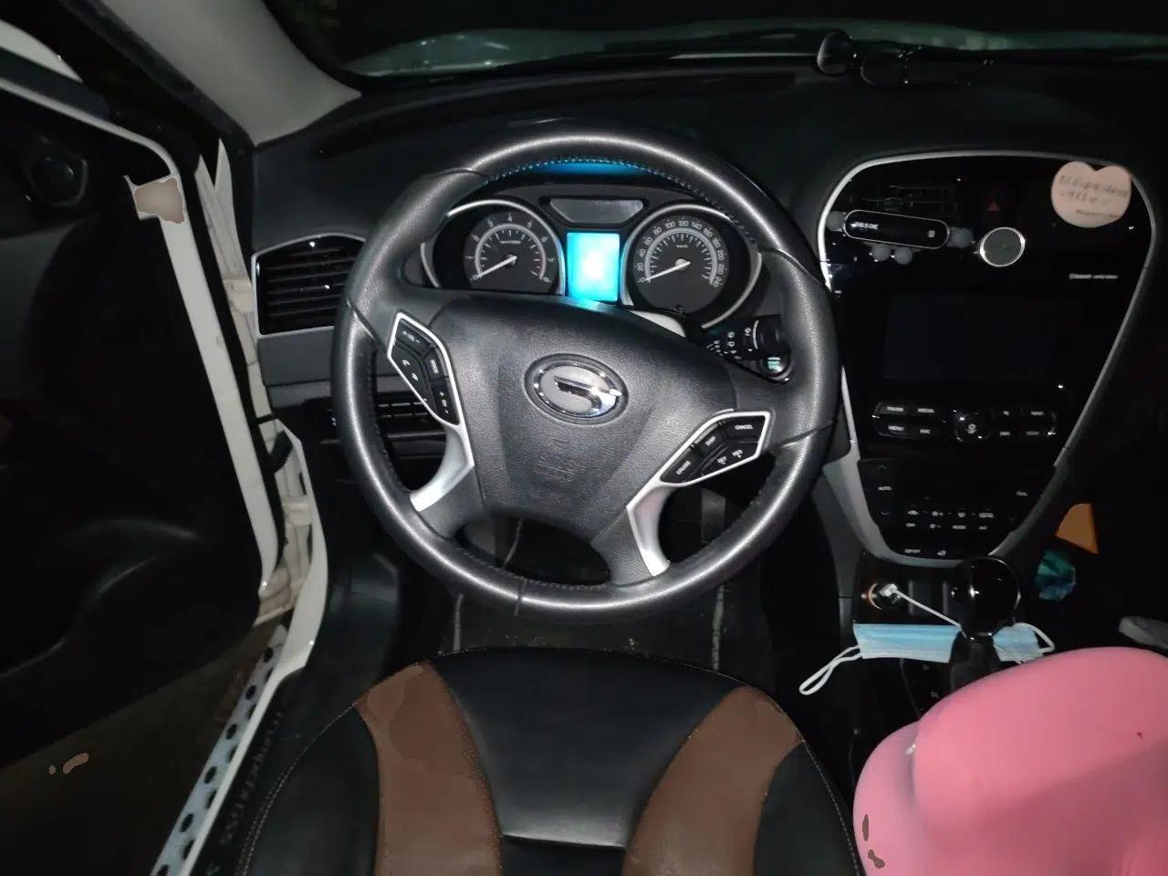 GAC Trumpchi GS5 Super 2016 1.8T Automatic Two-Wheel Drive Anniversary Edition — миниатюра 11