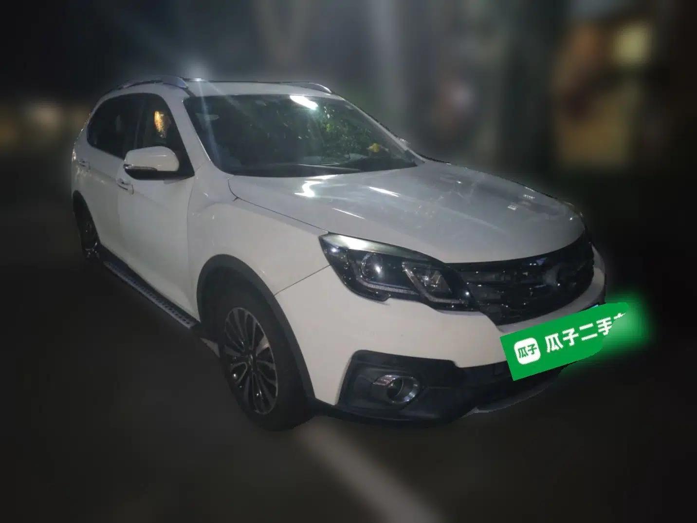 GAC Trumpchi GS5 Super 2016 1.8T Automatic Two-Wheel Drive Anniversary Edition — миниатюра 3