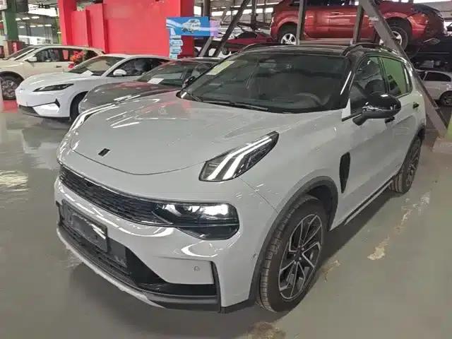 Lynk & Co 01 EM-P 2023 1.5TD EM-P Dawn Edition