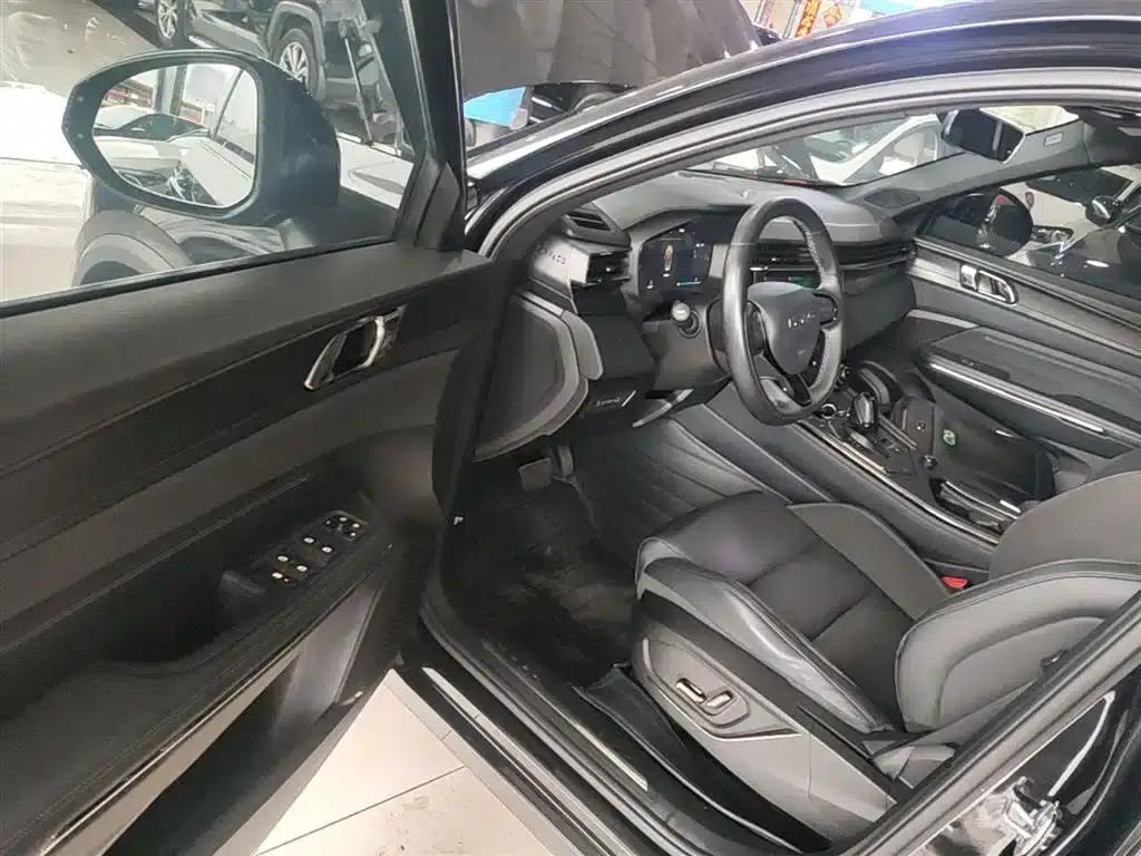 Lynk & Co 01 EM-P 2023 Model 1.5TD EM-P PM — миниатюра 16
