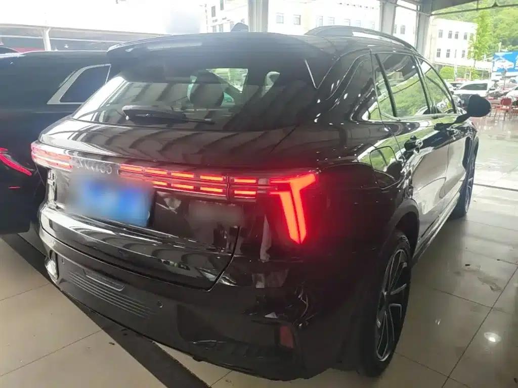Lynk & Co 01 EM-P 2023 Model 1.5TD EM-P PM — миниатюра 7