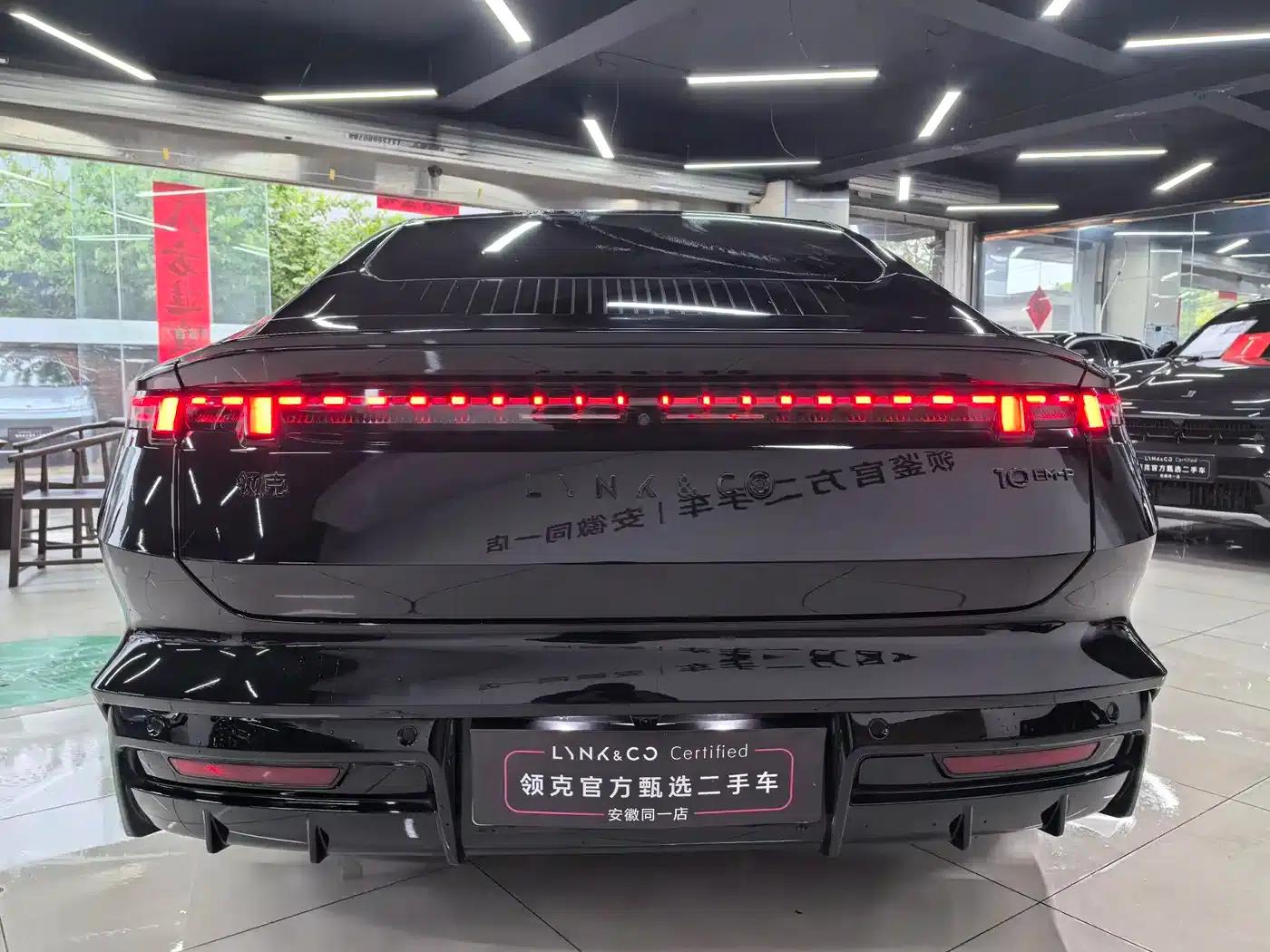 Lynk & Co 10 2025 240 AWD Ultra Sport Edition H7 — миниатюра 15