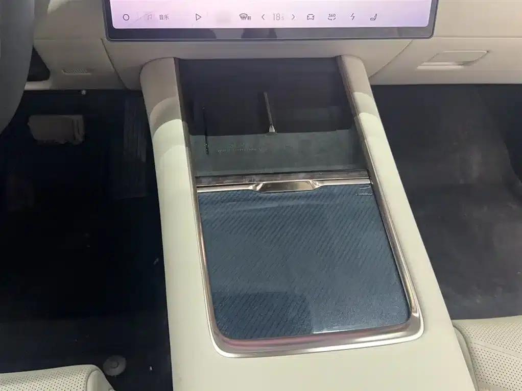 Lynk & Co 10 2025 Model 120 AWD Ultra — миниатюра 11