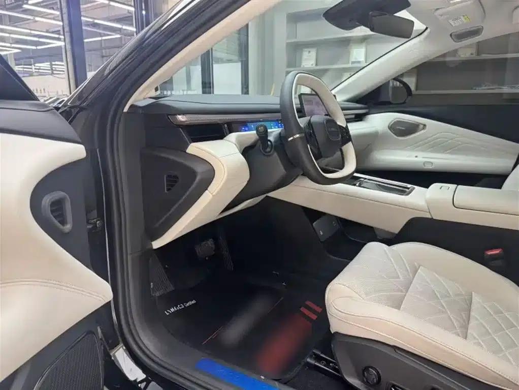 Lynk & Co 10 2025 Model 120 AWD Ultra — миниатюра 23