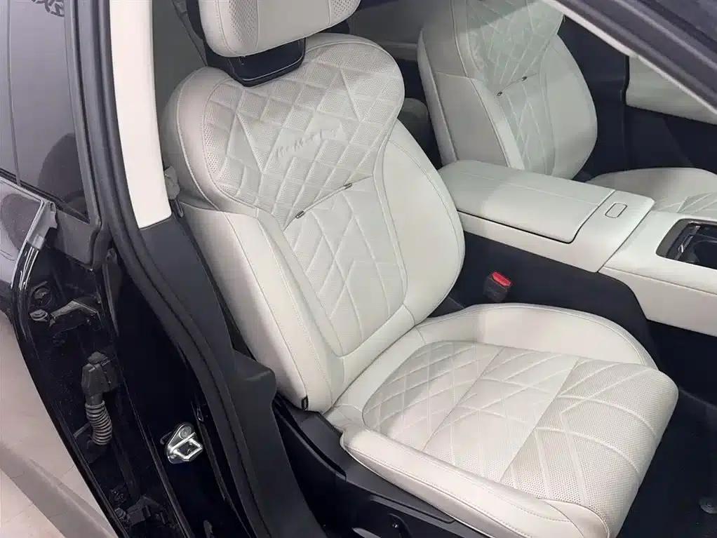 Lynk & Co 10 2025 Model 120 AWD Ultra — миниатюра 4