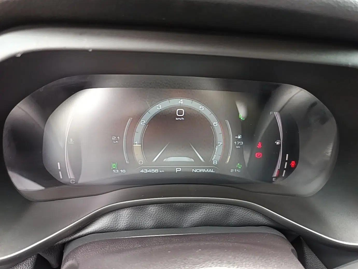 Haval JOLION 2021 1.5T Automatic Four-Door Version — миниатюра 14
