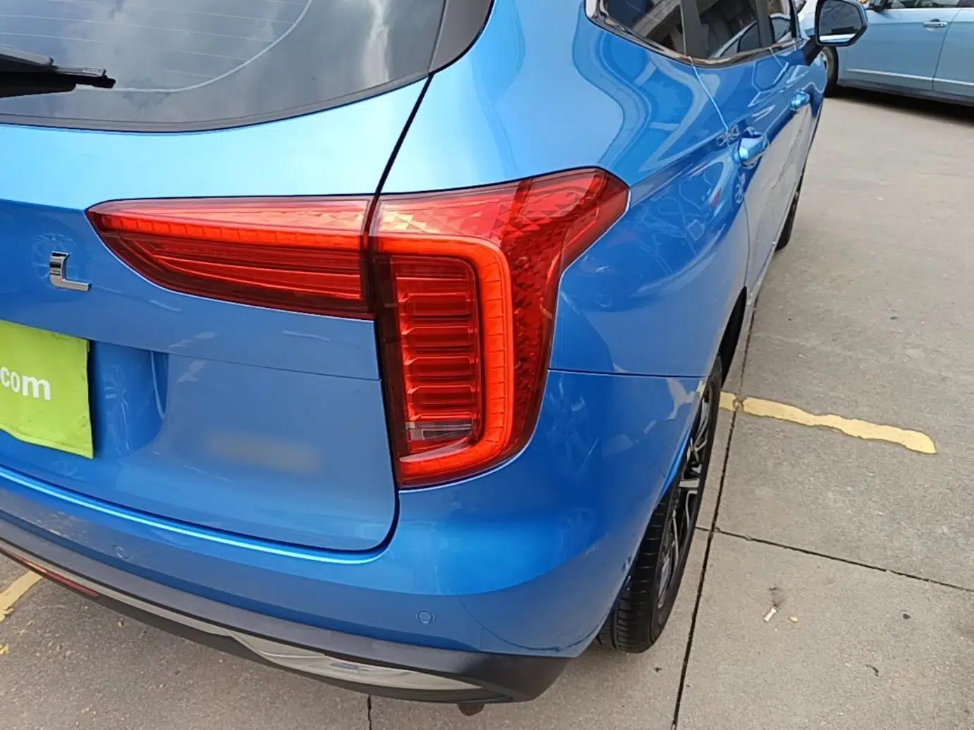Haval JOLION 2021 1.5T Automatic Four-Door Version — миниатюра 3