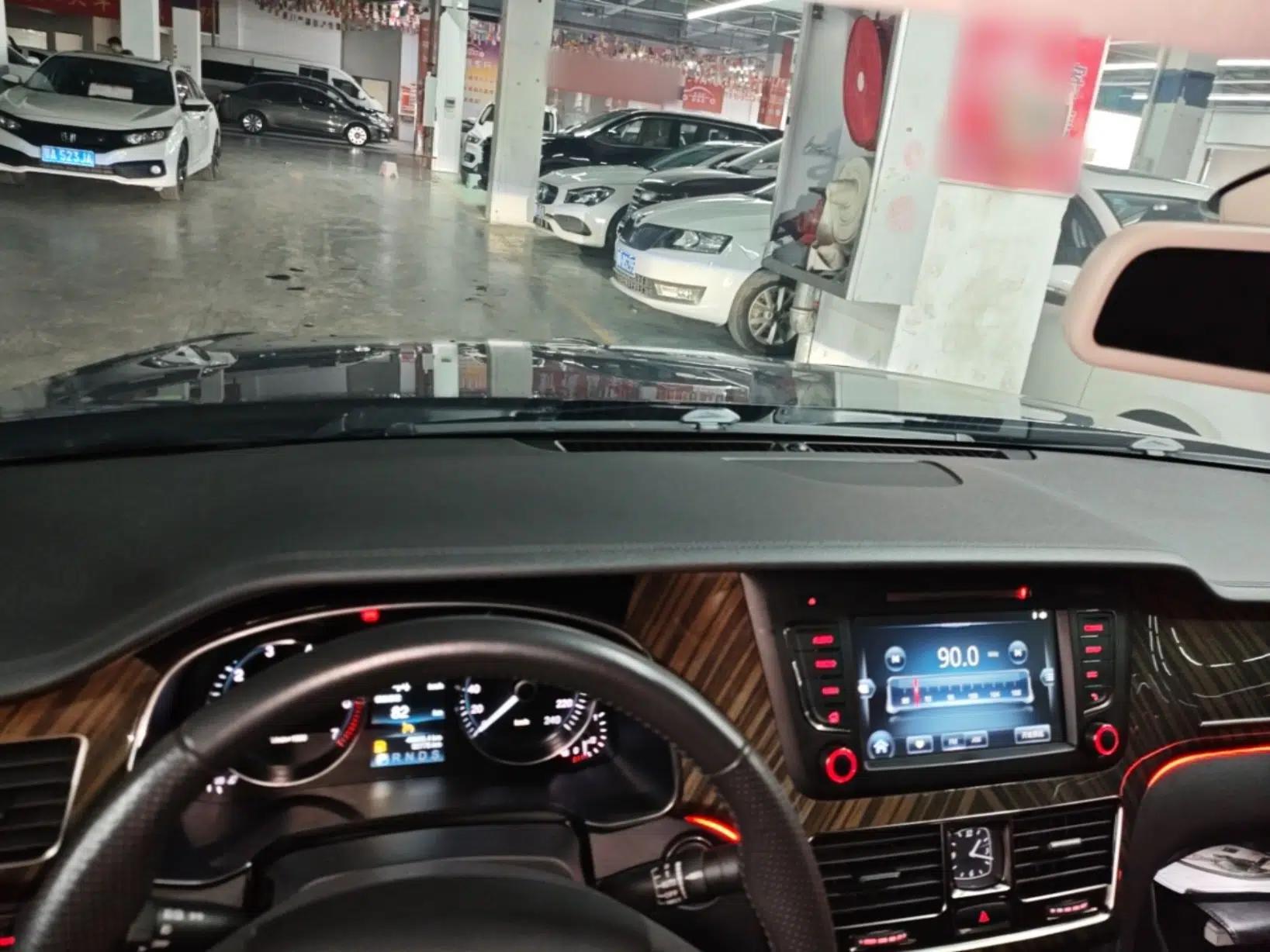 Hongqi H7 2019 1.8T Comfort Edition — миниатюра 13