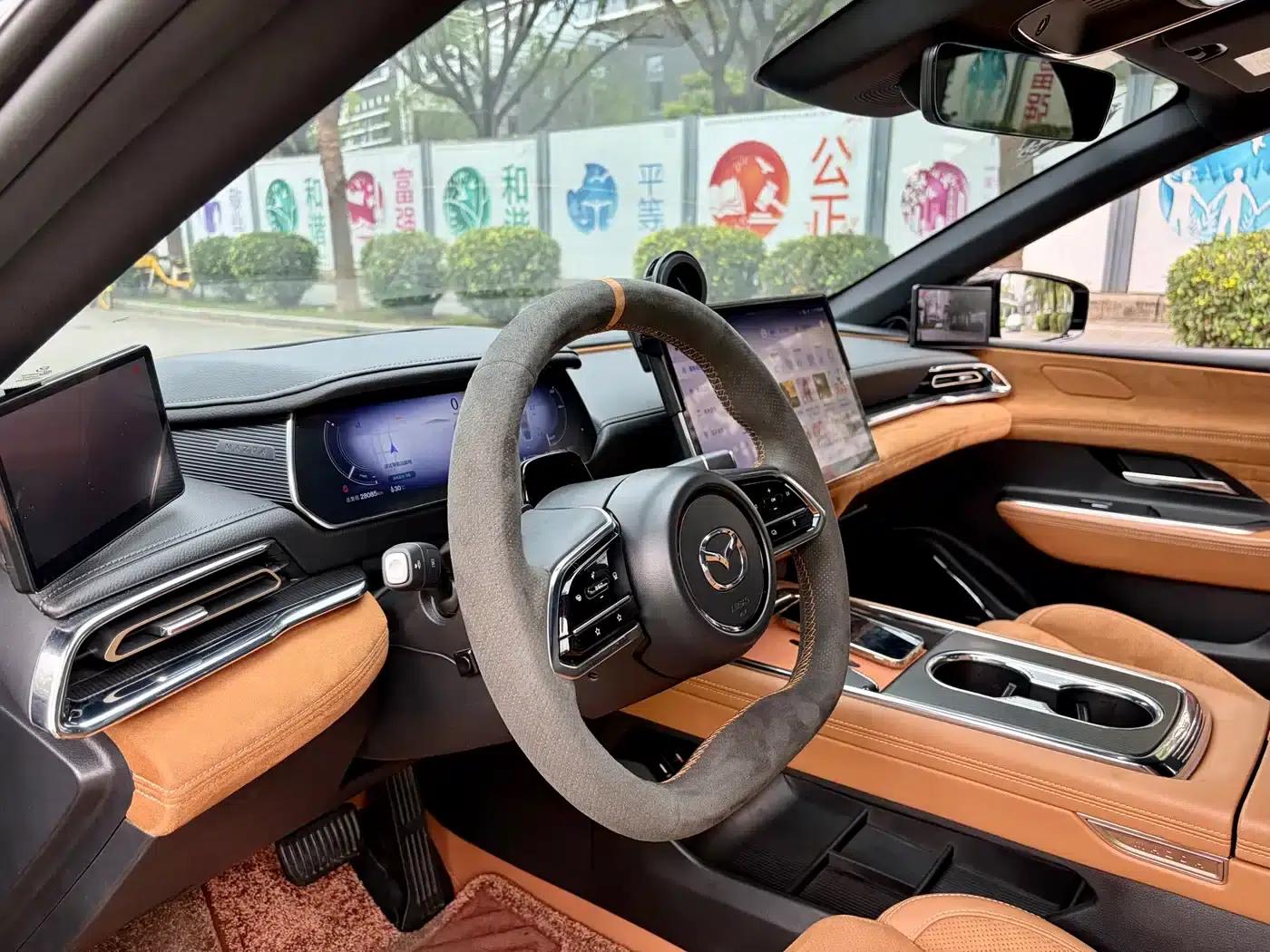 Mazda EZ-6 2024 Extended Range 200 Smart Edition — миниатюра 14