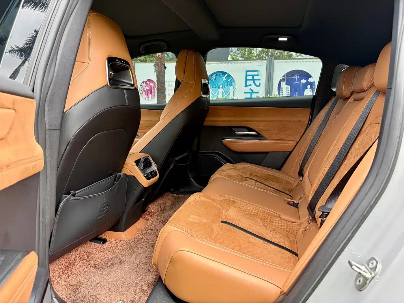 Mazda EZ-6 2024 Extended Range 200 Smart Edition — миниатюра 10