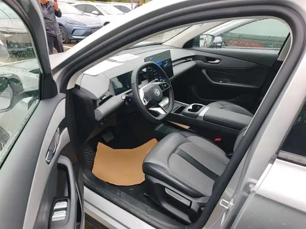 MG ES5 2025 515pro Rear-Wheel Drive — миниатюра 16