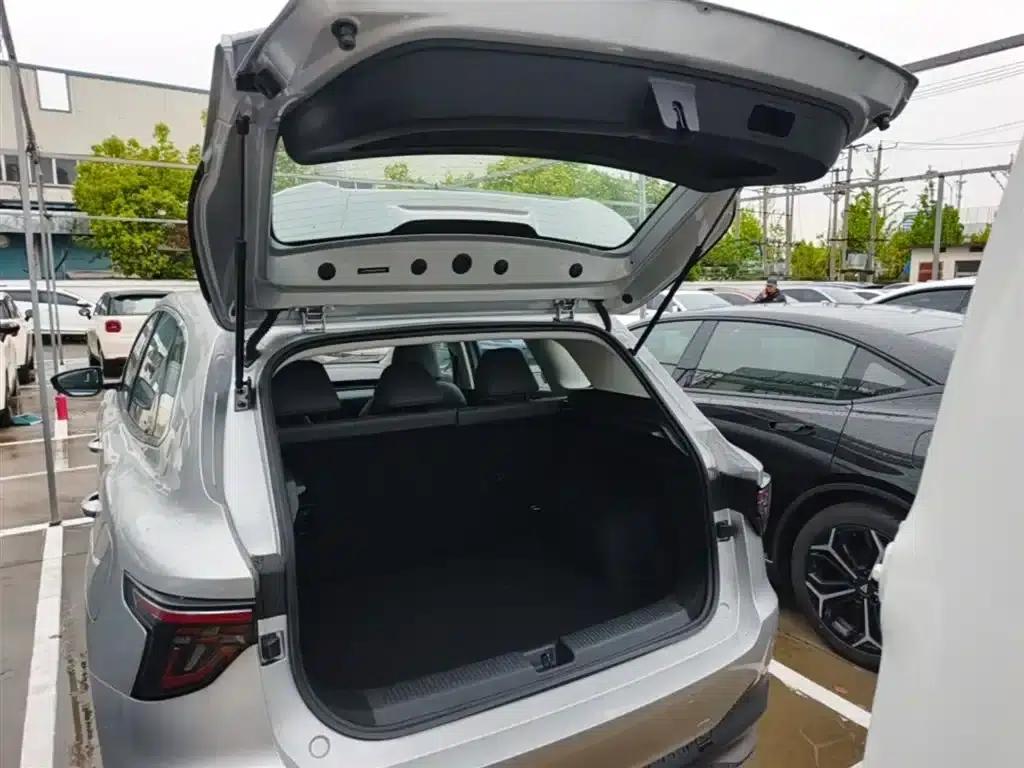 MG ES5 2025 515pro Rear-Wheel Drive — миниатюра 19