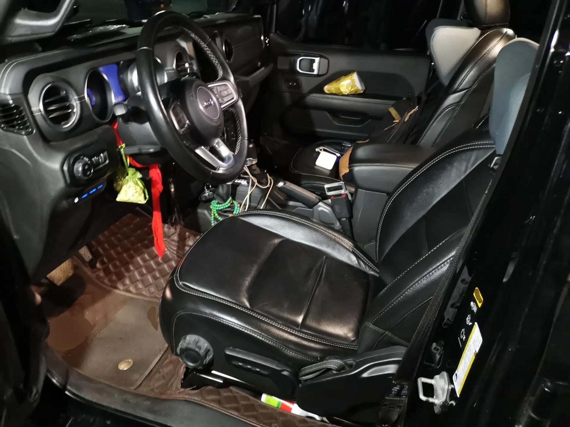 Jeep Wrangler New Energy 2021 Four-Door 2.0T 4xe Sahara — миниатюра 16