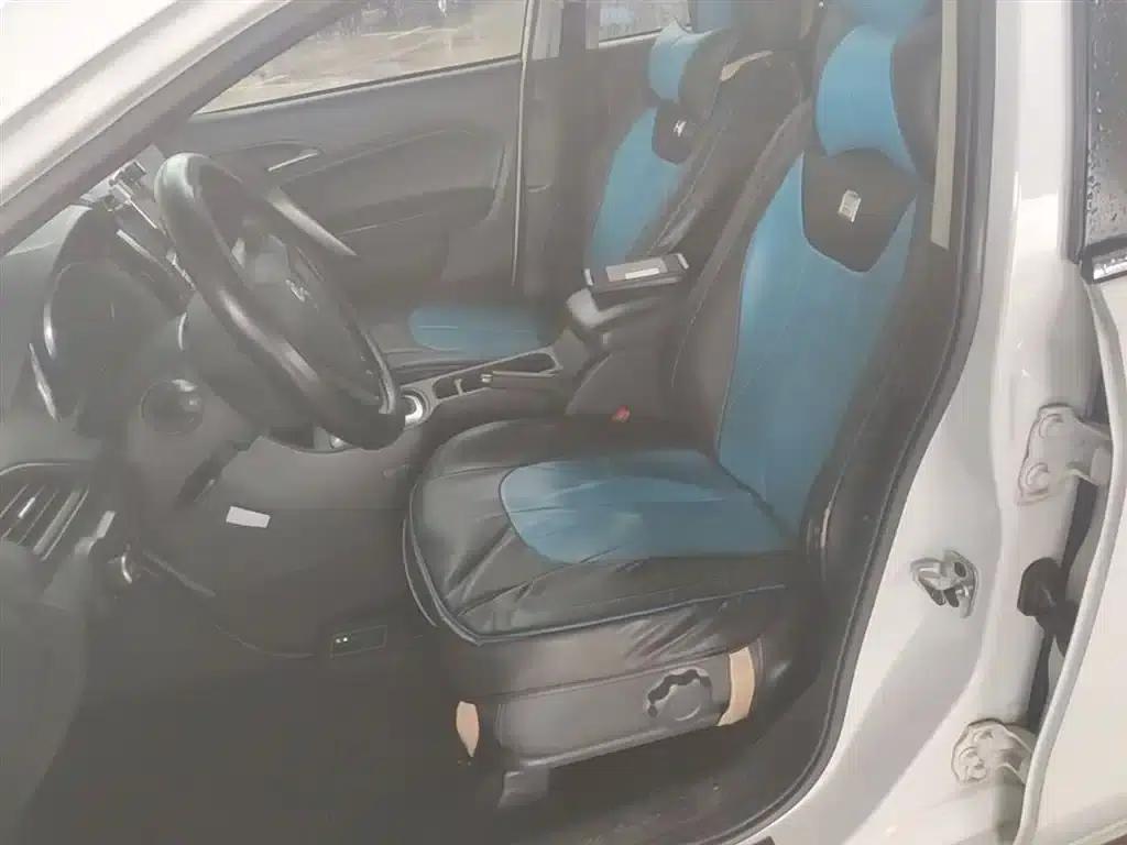 2015 Toyota GT 1.5T Automatic Elite Edition — миниатюра 15