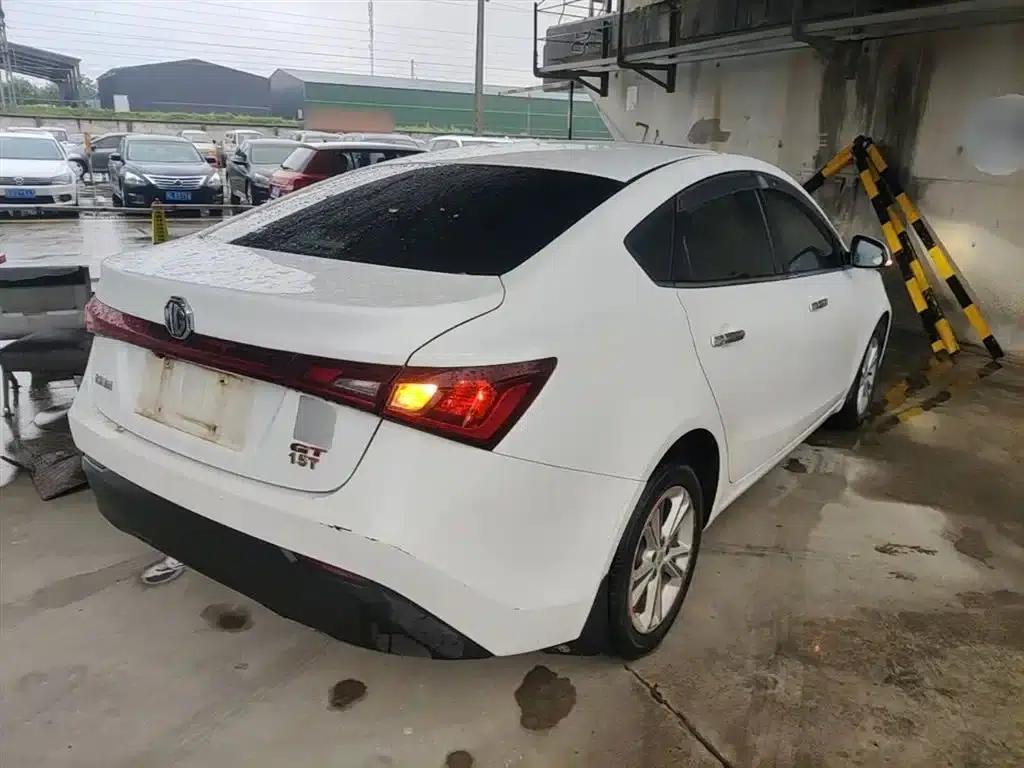 2015 Toyota GT 1.5T Automatic Elite Edition — миниатюра 7