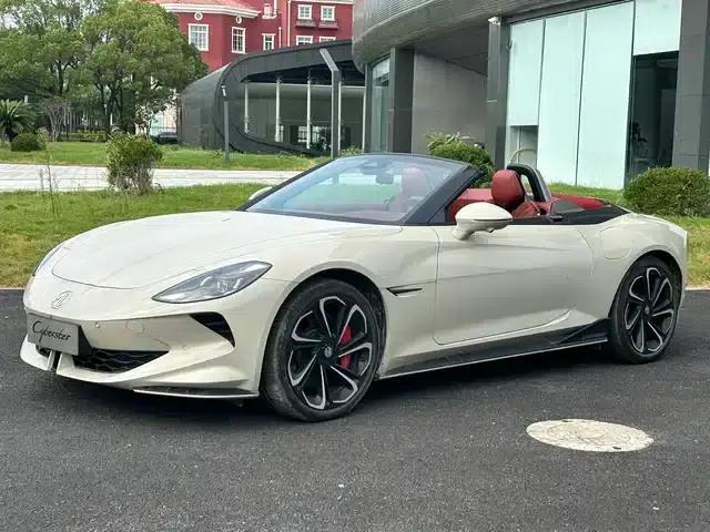 MG Cyberster 2024 520km Legendary 4WD Red Top Edition