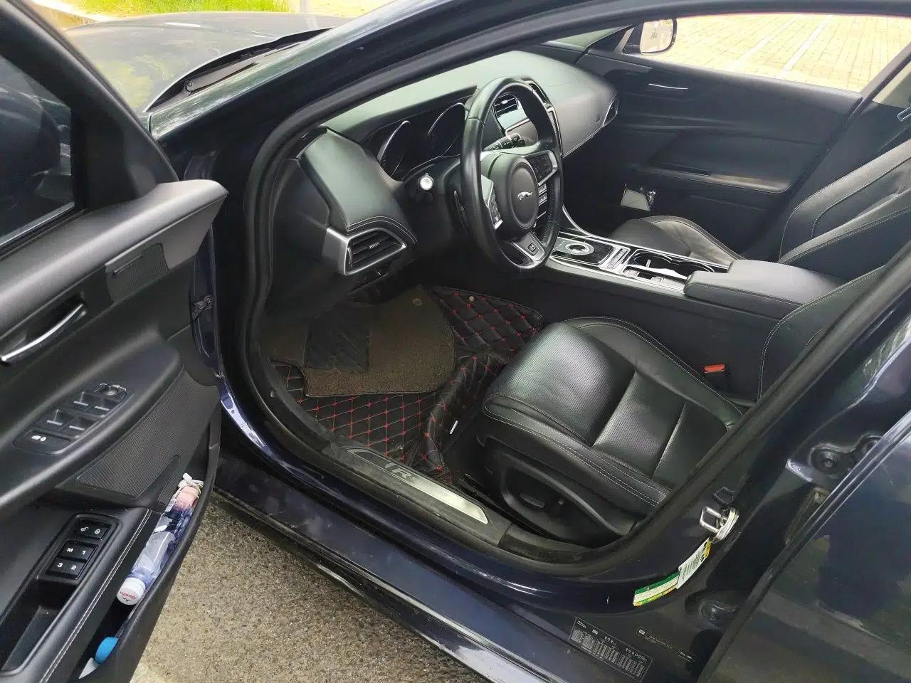Jaguar XE 2015 2.0T 240 PS R-Sport — миниатюра 17