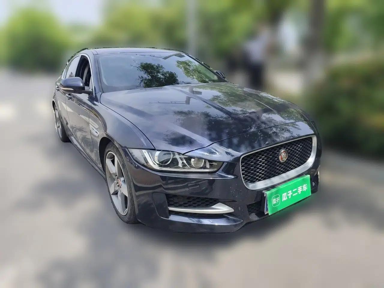 Jaguar XE 2015 2.0T 240 PS R-Sport — миниатюра 3