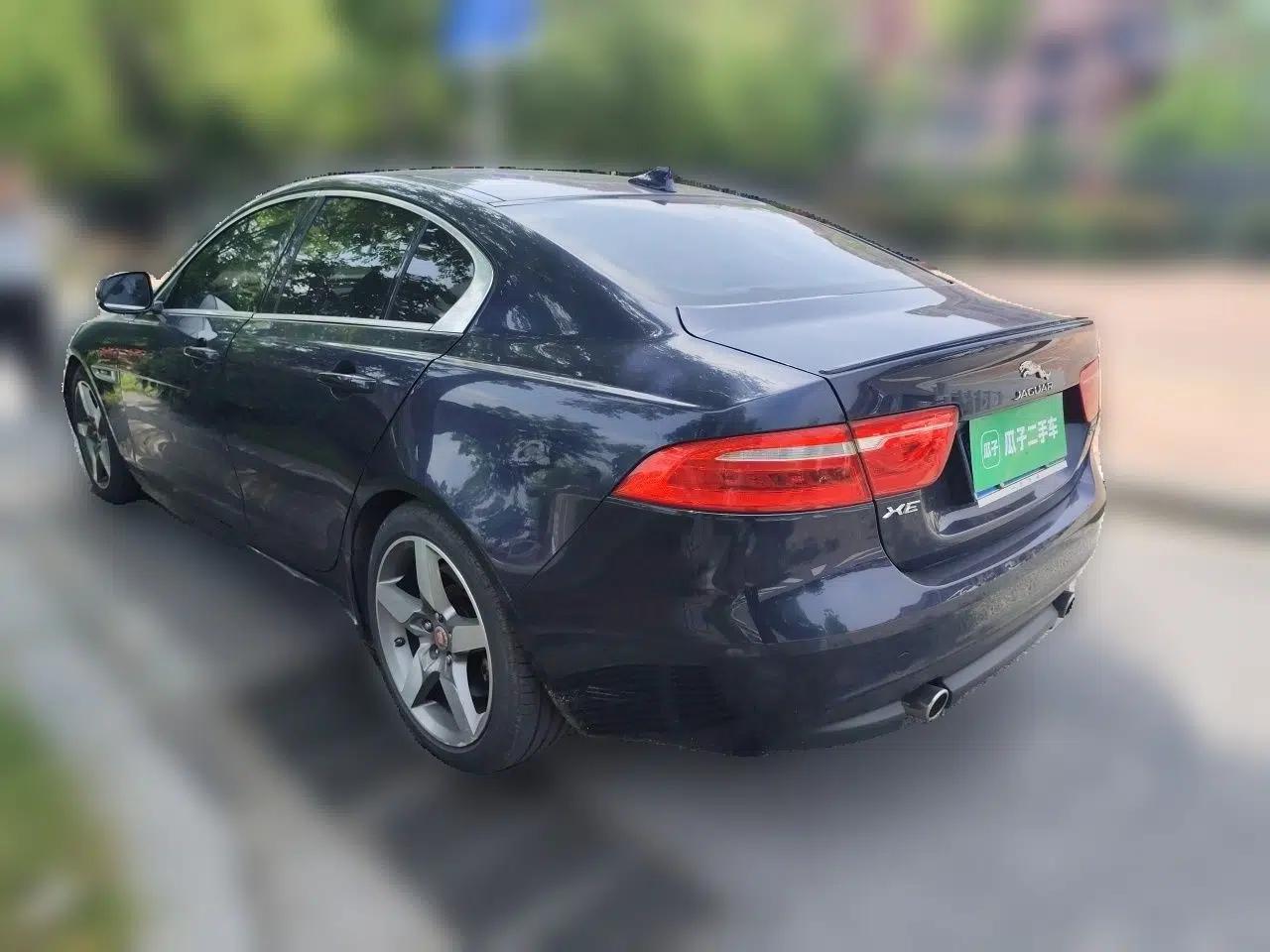 Jaguar XE 2015 2.0T 240 PS R-Sport — миниатюра 4