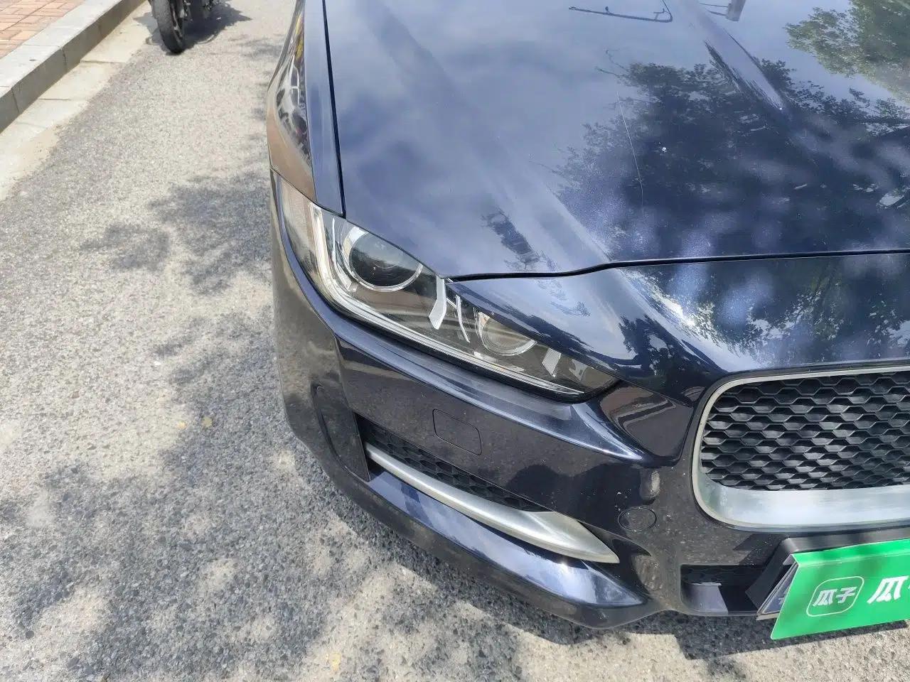 Jaguar XE 2015 2.0T 240 PS R-Sport — миниатюра 7