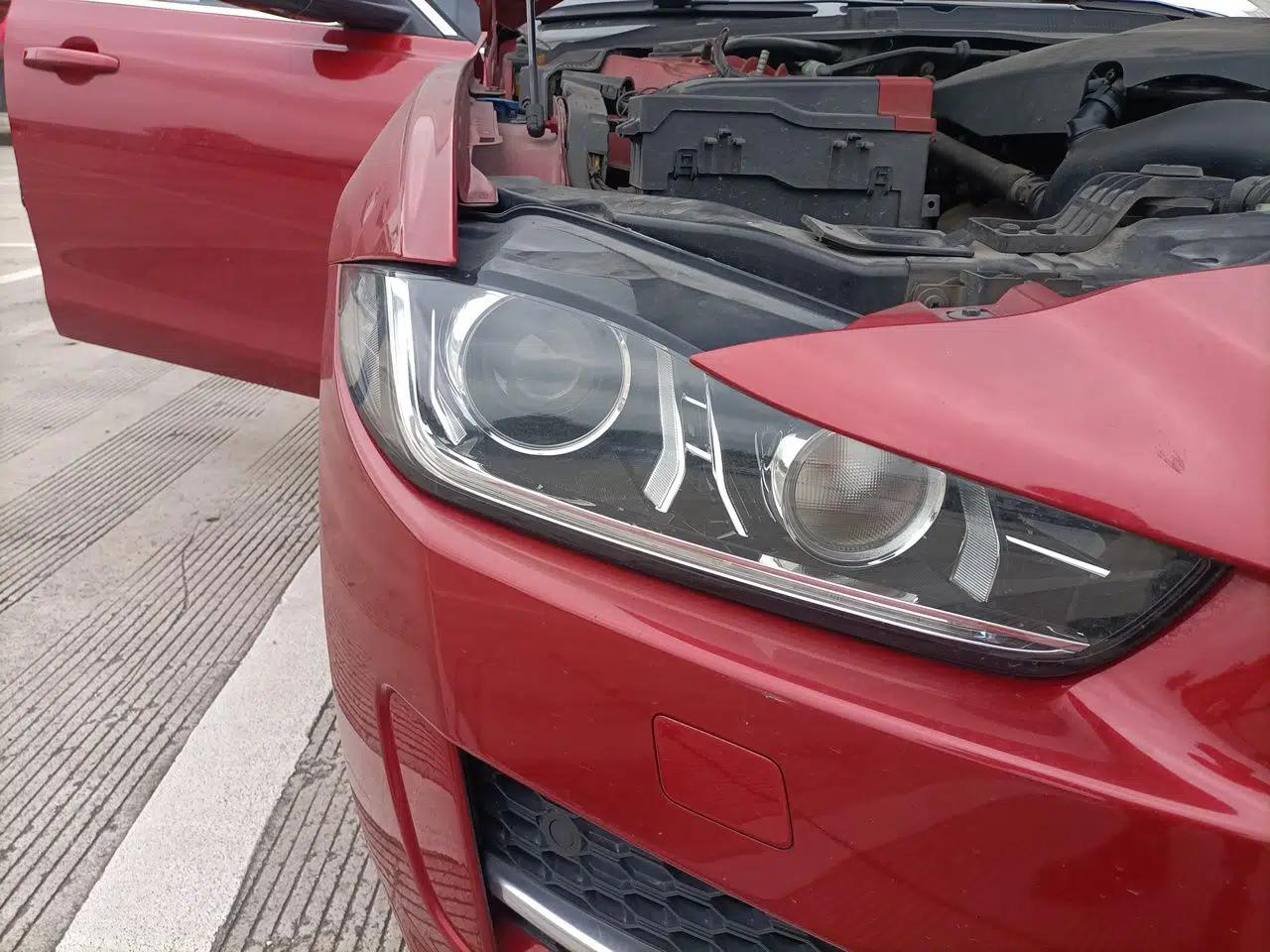 Jaguar XE 2015 2.0T 200 PS R-Sport — миниатюра 7
