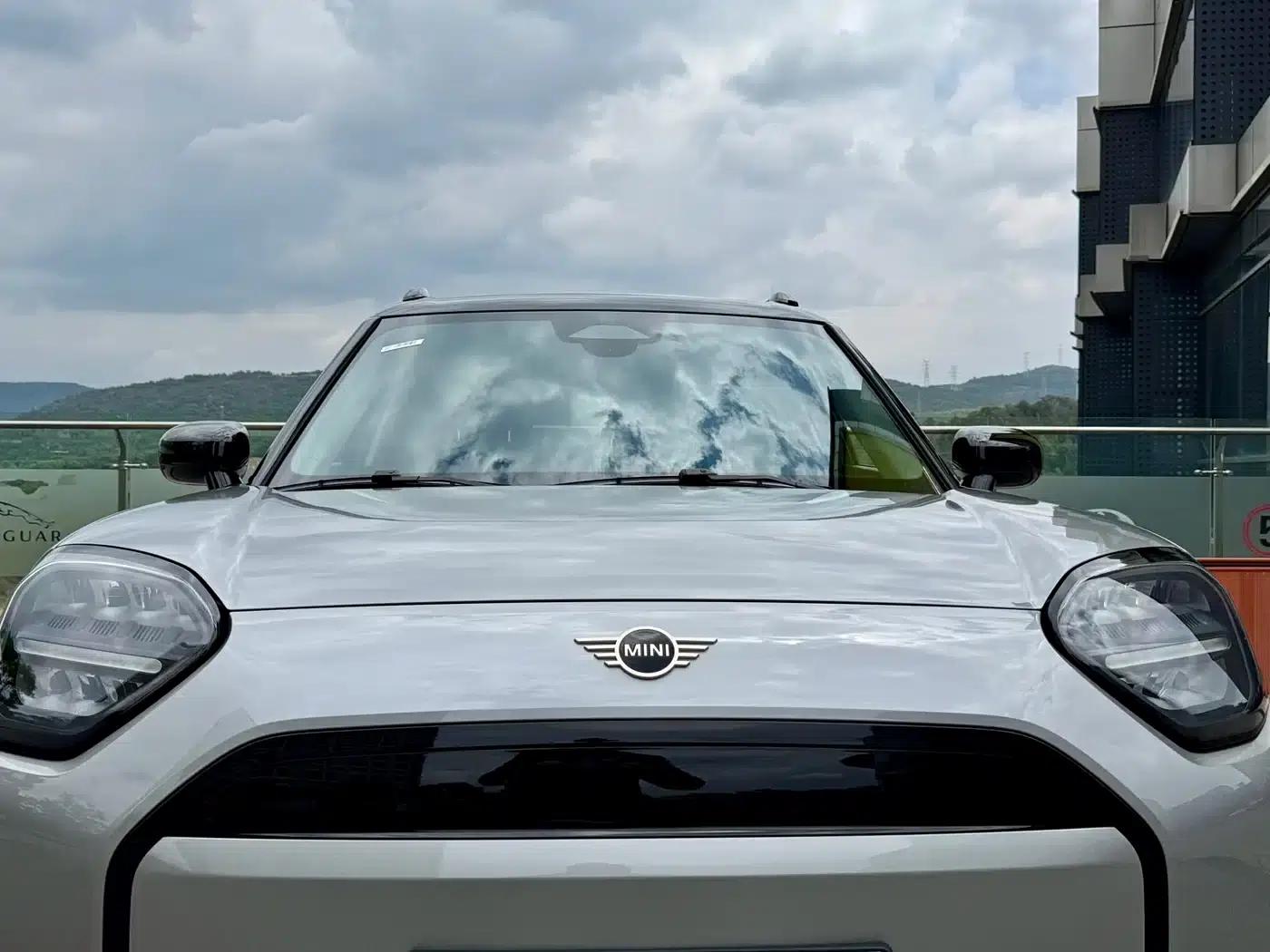 2024 Electric MINI Aceman E Classic — миниатюра 16