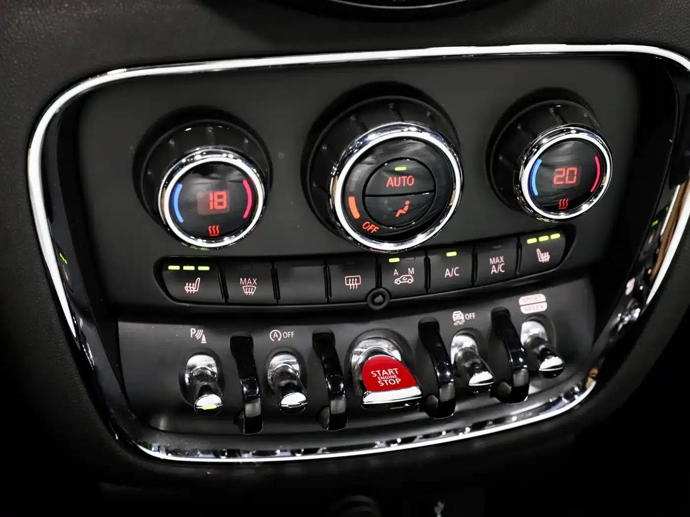 MINI JCW CLUBMAN 2018 2.0T JOHN COOPER WORKS ALL- — миниатюра 21