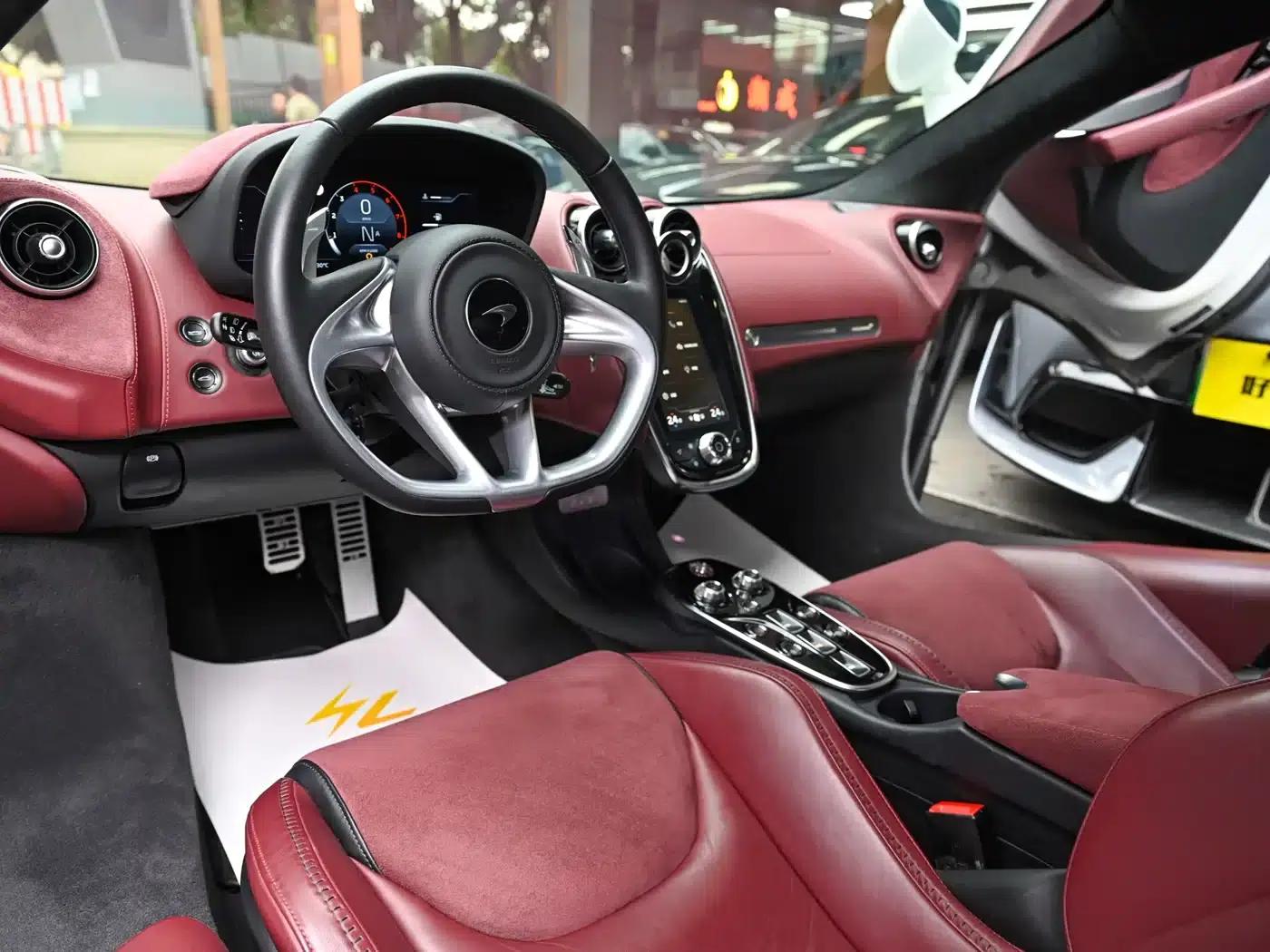 McLaren GT 2023 4.0T Standard Edition — миниатюра 7