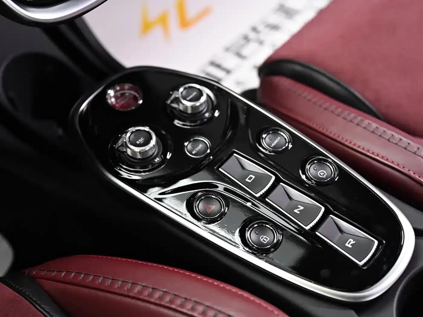 McLaren GT 2023 4.0T Standard Edition — миниатюра 9