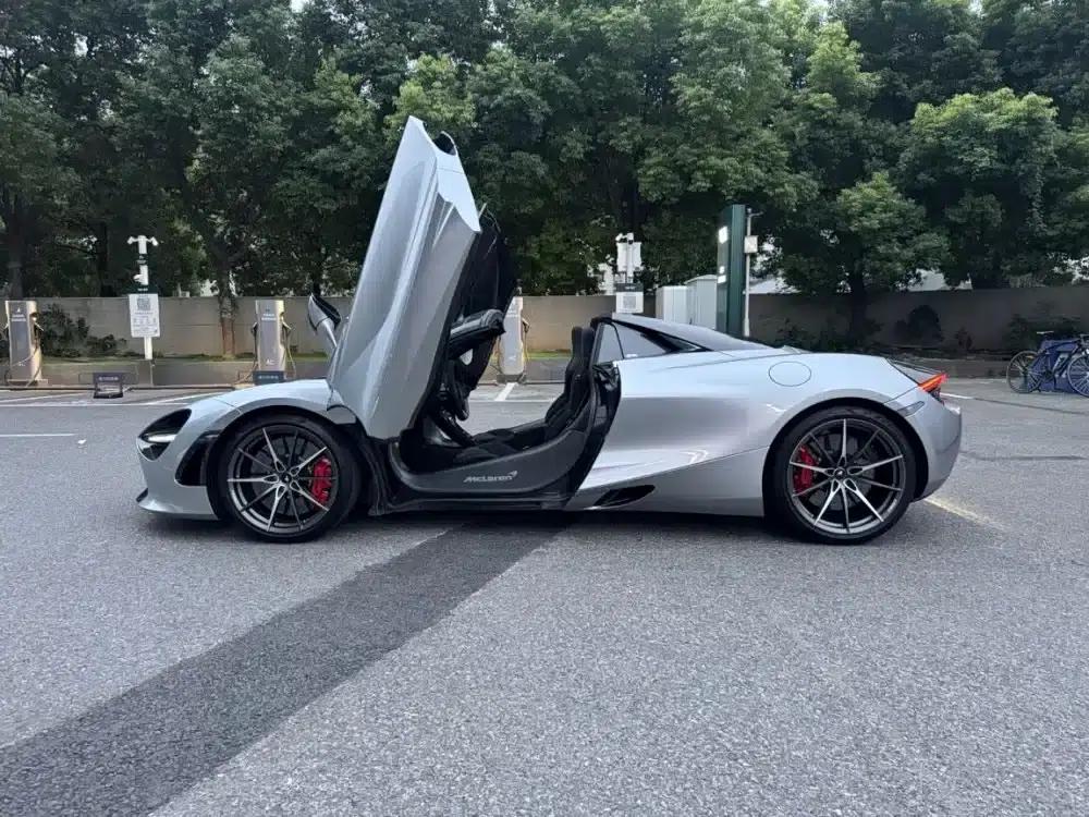 McLaren 720S 2019 4.0T Spider — миниатюра 8