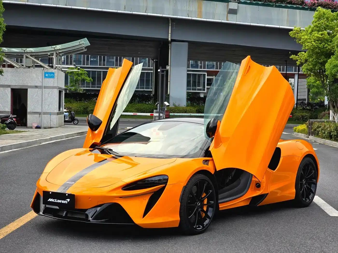 Artura 2023 3.0T Hybrid Standard Model — миниатюра 1