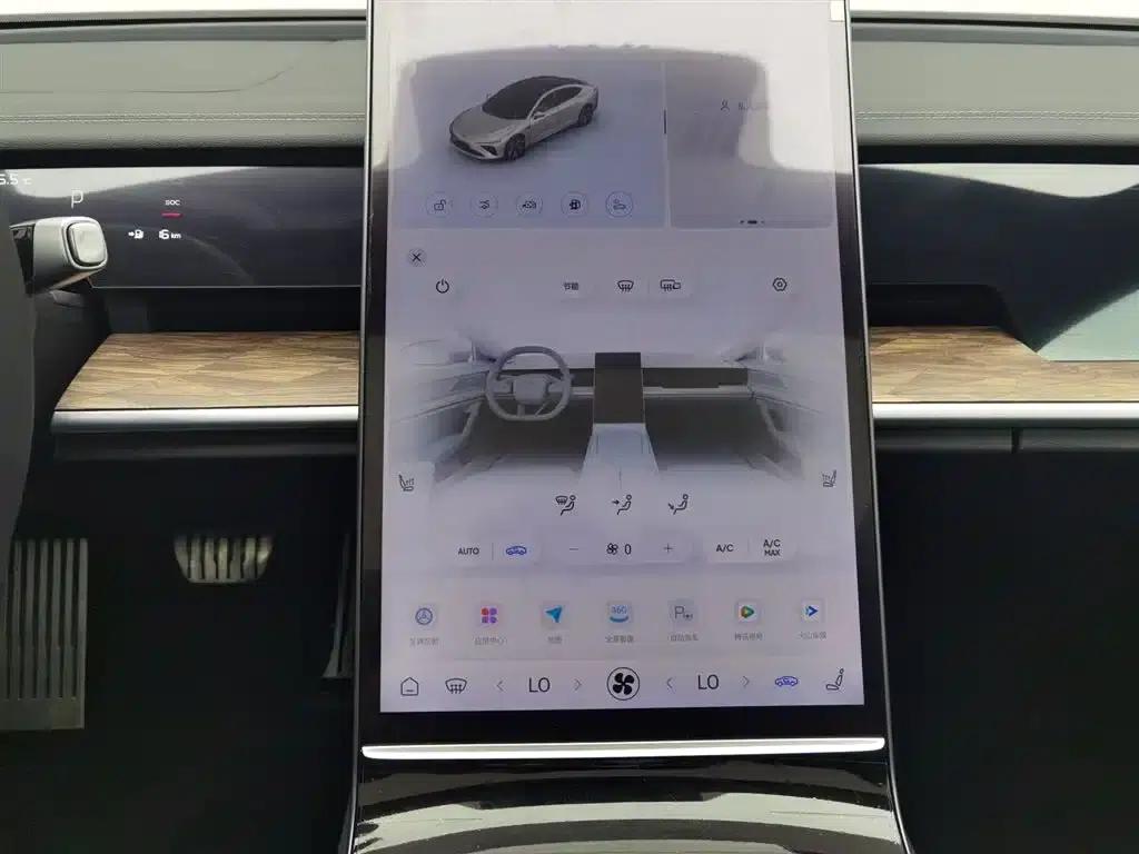 Nezha S 2022 Range Extended Version 1160km Rear-Wheel Drive Small Version — миниатюра 12