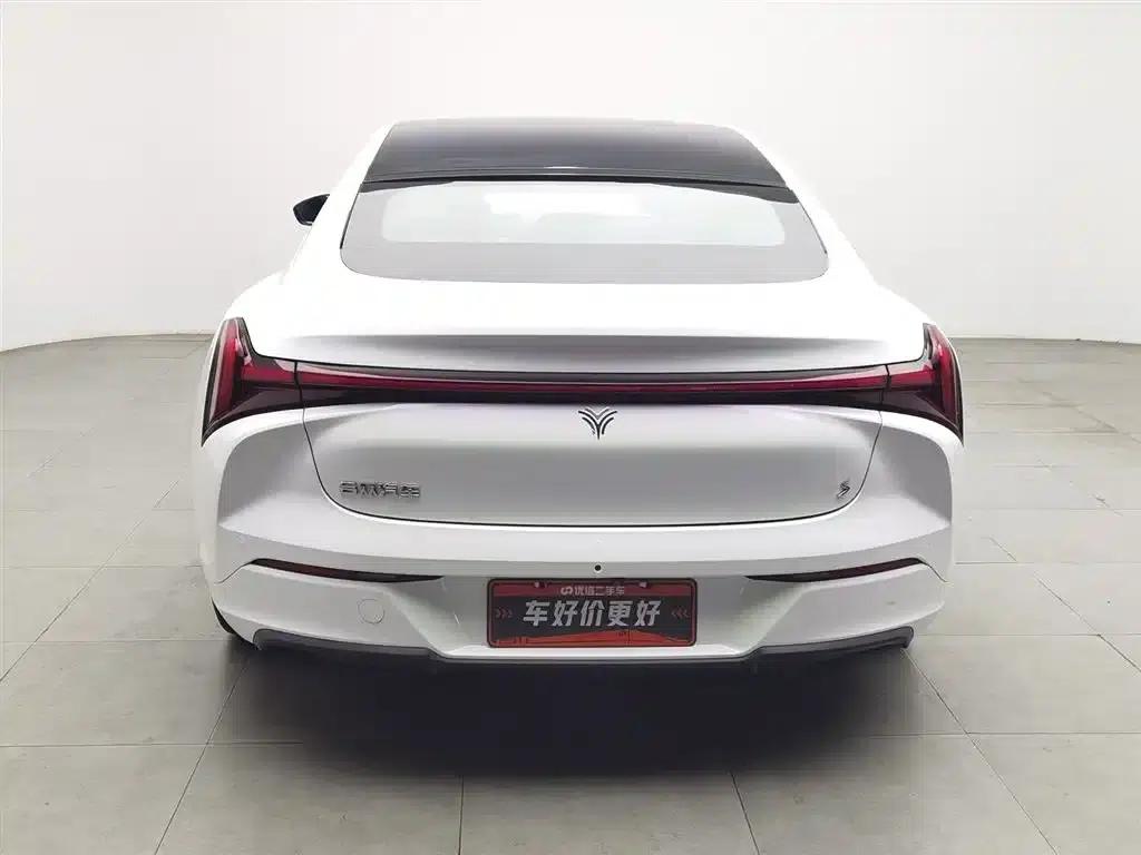 Nezha S 2022 Range Extended Version 1160km Rear-Wheel Drive Small Version — миниатюра 4