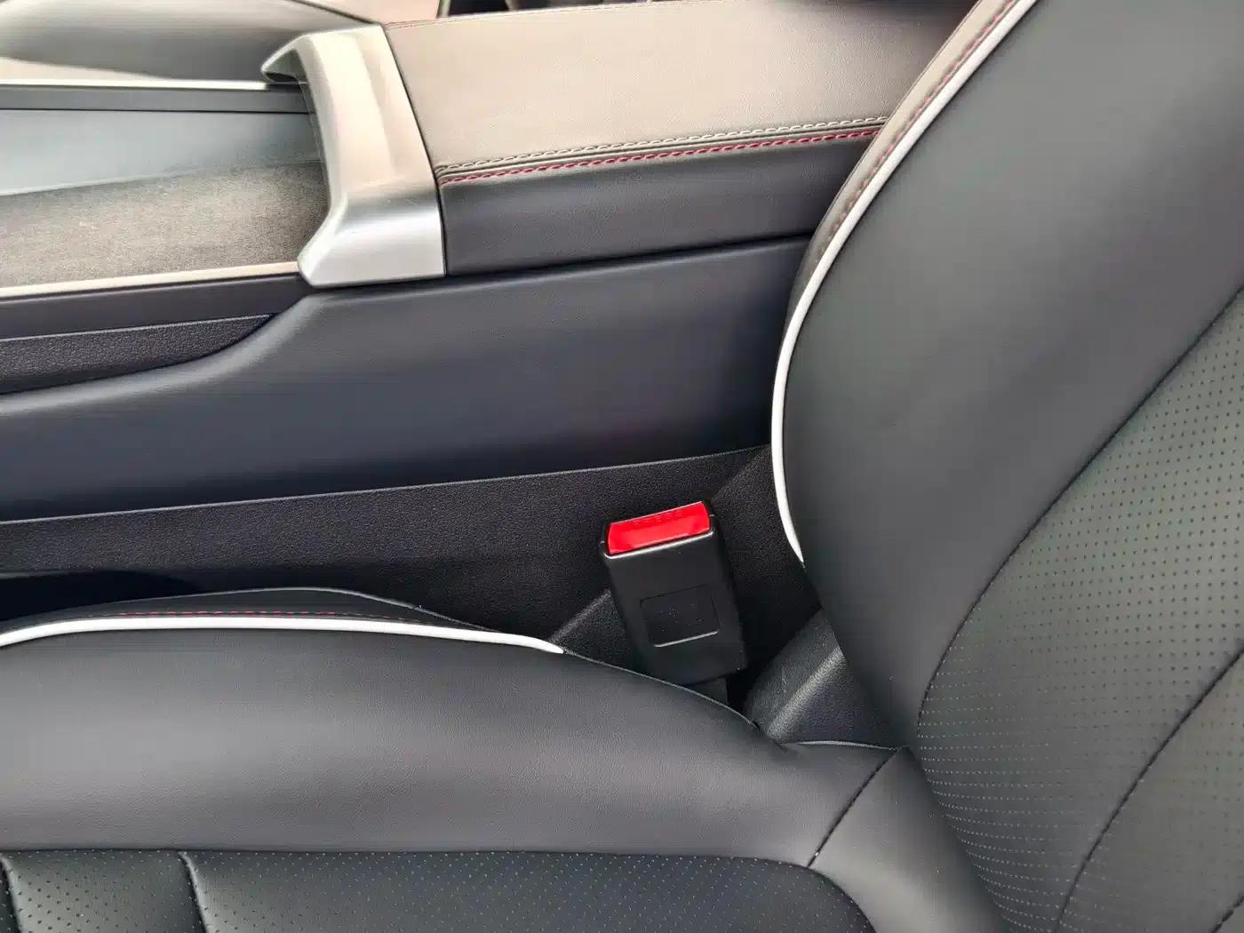 Nezha X 2024 Model 500 Premium Edition — миниатюра 19