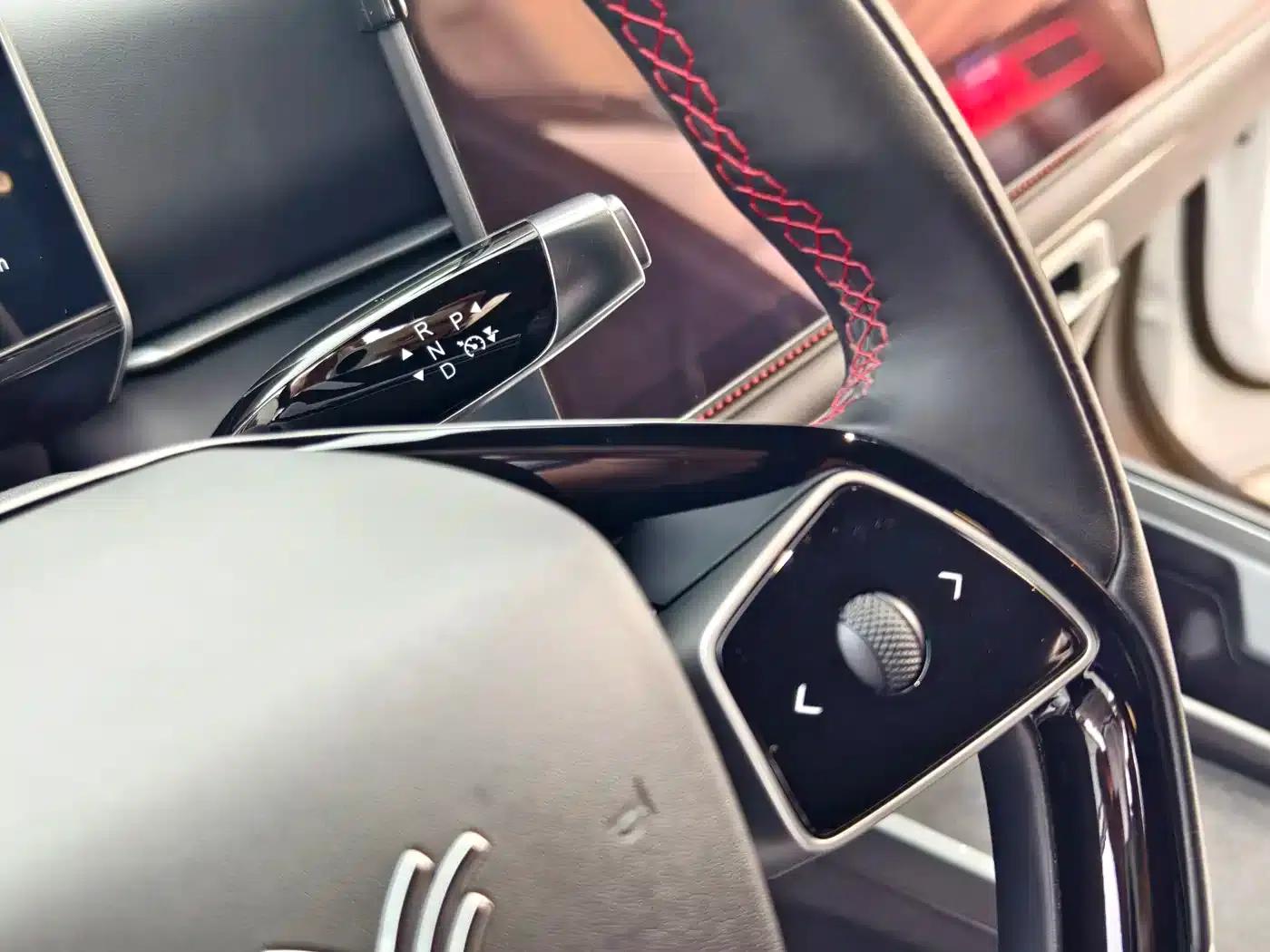 Nezha X 2024 Model 500 Premium Edition — миниатюра 20