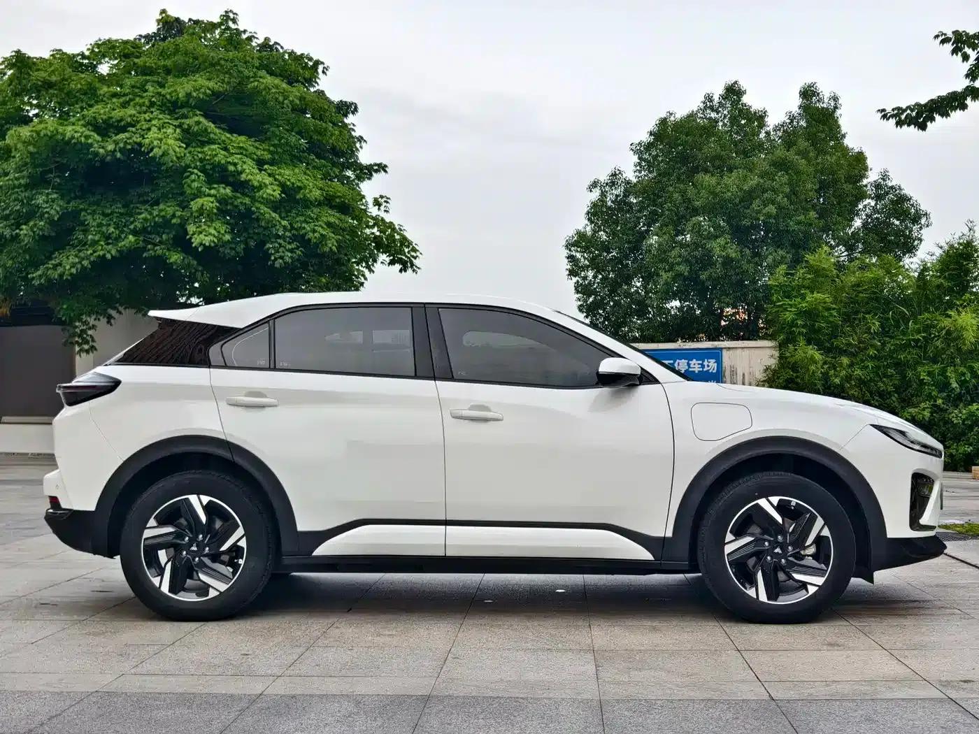 Nezha X 2024 Model 500 Premium Edition — миниатюра 8