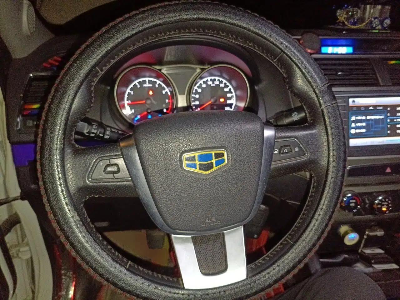 Geely Auto GX7 2015 Classic Edition 1.8L Manual Elite Model China V Standard — миниатюра 11