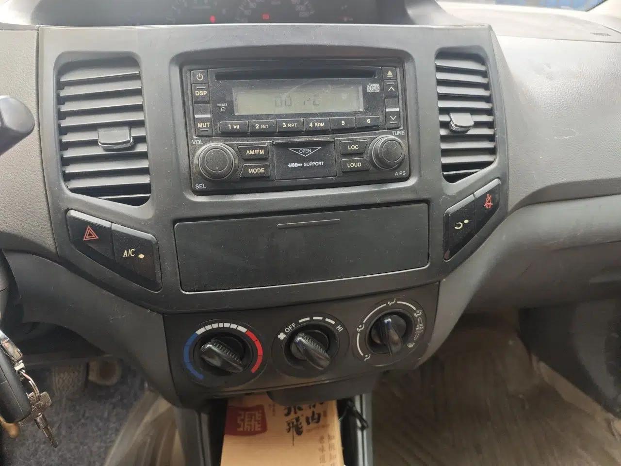 Geely Auto Golden Eagle 2008 1.5L Manual Comfort Version — миниатюра 14