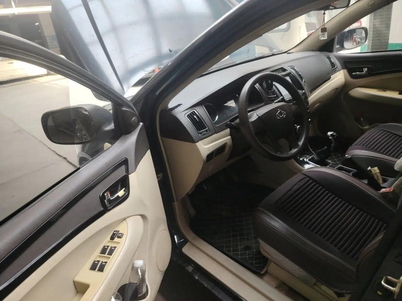 Geely Auto GC7 2013 1.5L Manual Comfort Model — миниатюра 17