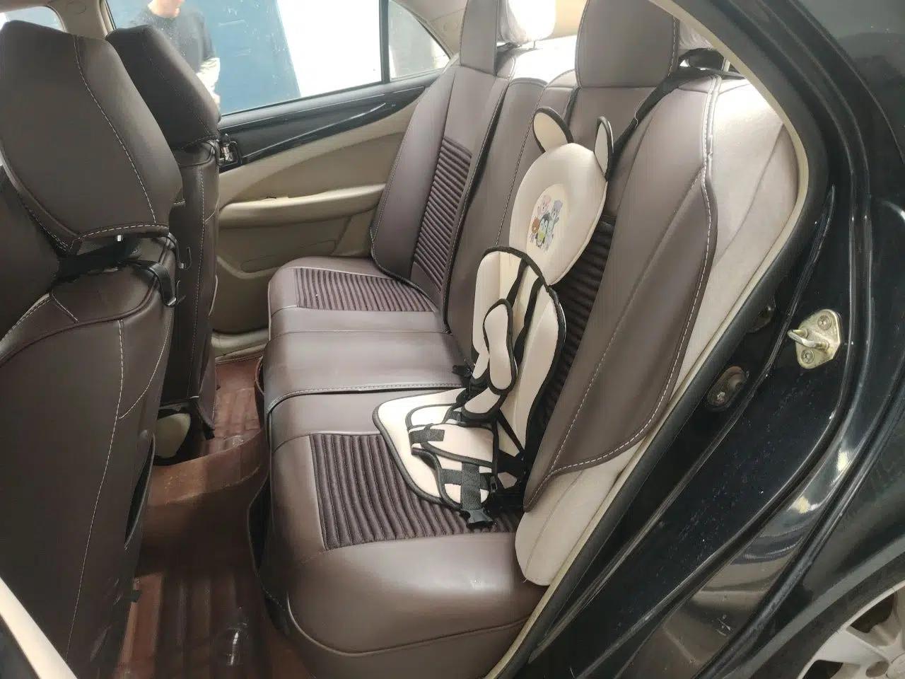 Geely Auto GC7 2013 1.5L Manual Comfort Model — миниатюра 18