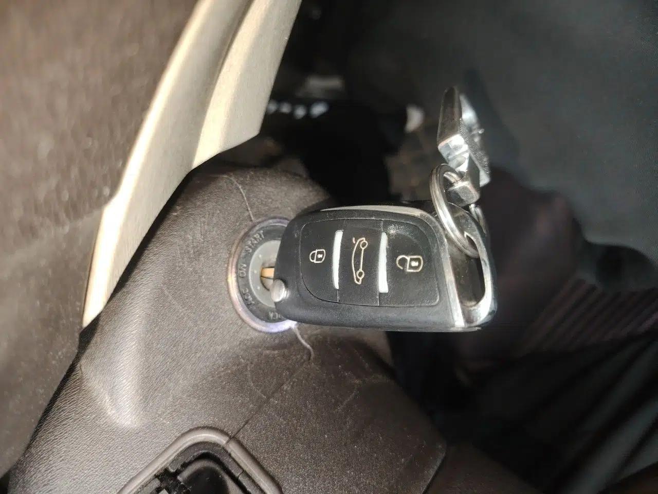 Geely Auto GC7 2013 1.5L Manual Comfort Model — миниатюра 9