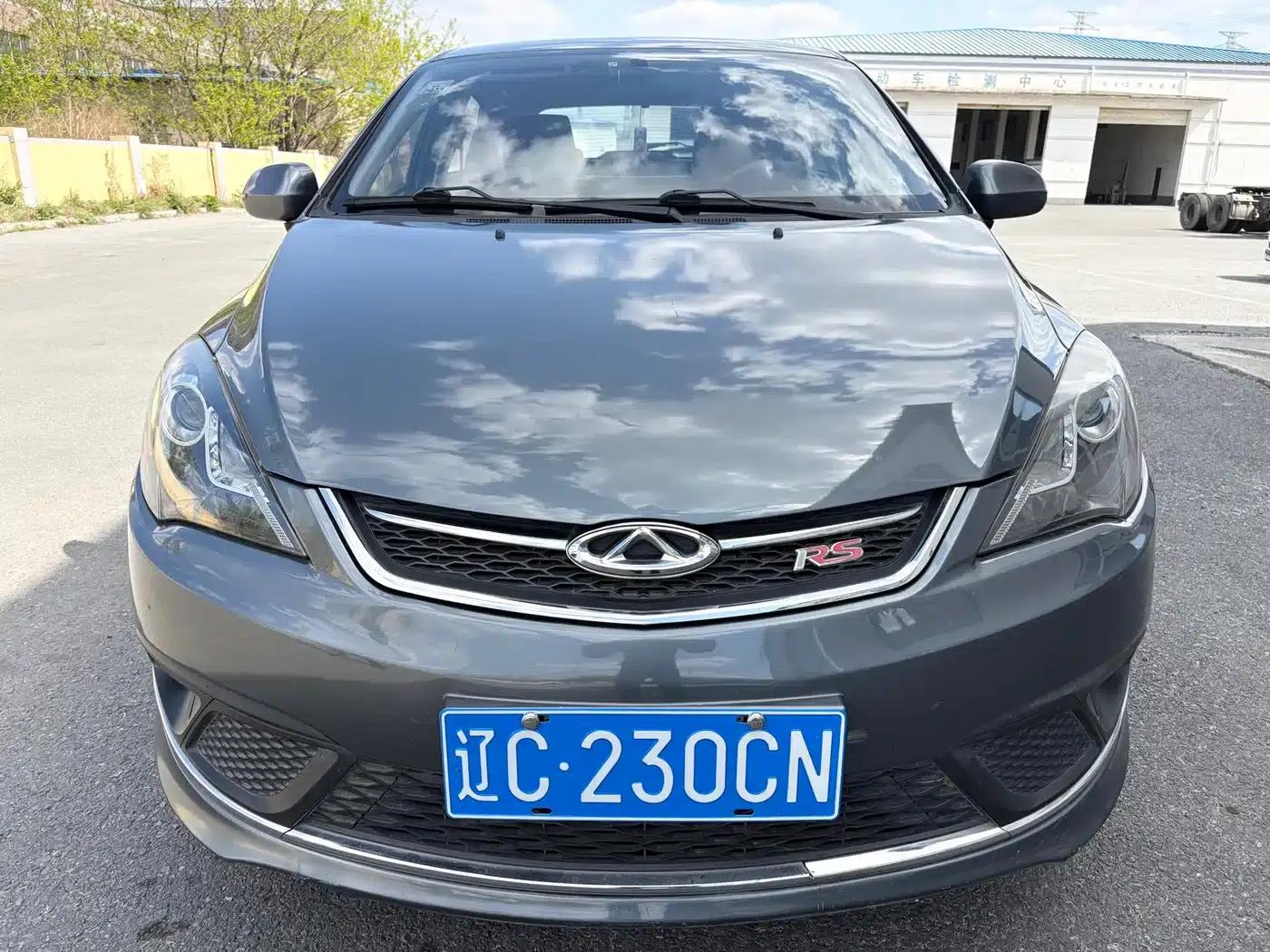 Fengyun 2 2015 1.5L Manual Elite Edition — миниатюра 2