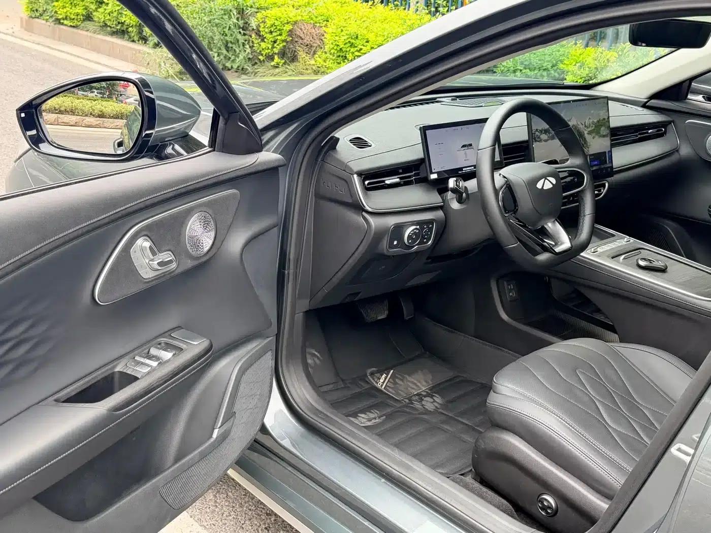 Fengyun A8L 2025 1.5TGDI 145km Luxury Edition — миниатюра 7