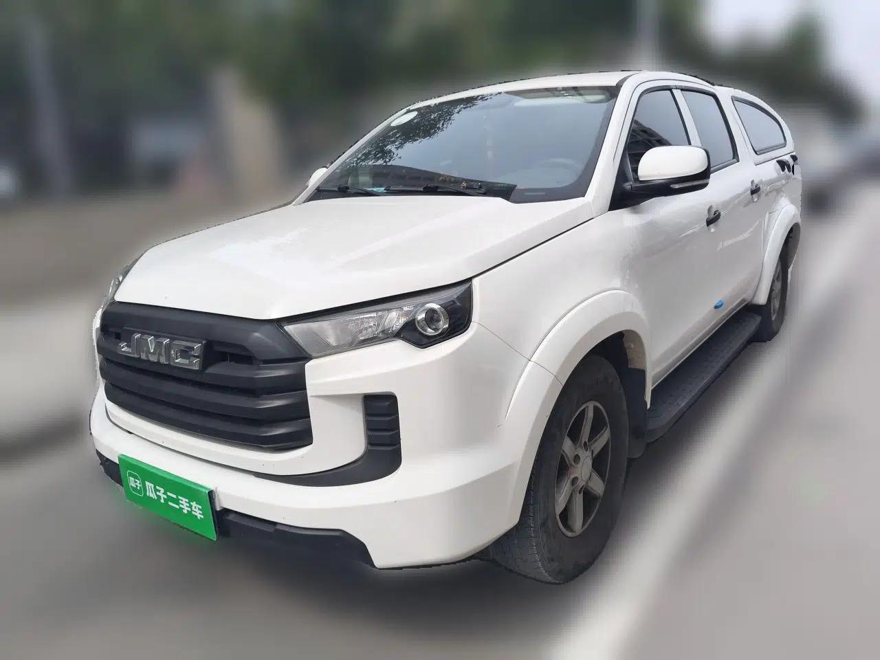 JMC Baodian 2023 2.5T Diesel Two-Wheel Drive Comfort Edition Standard Wheelbase JX4D25A6L — миниатюра 1