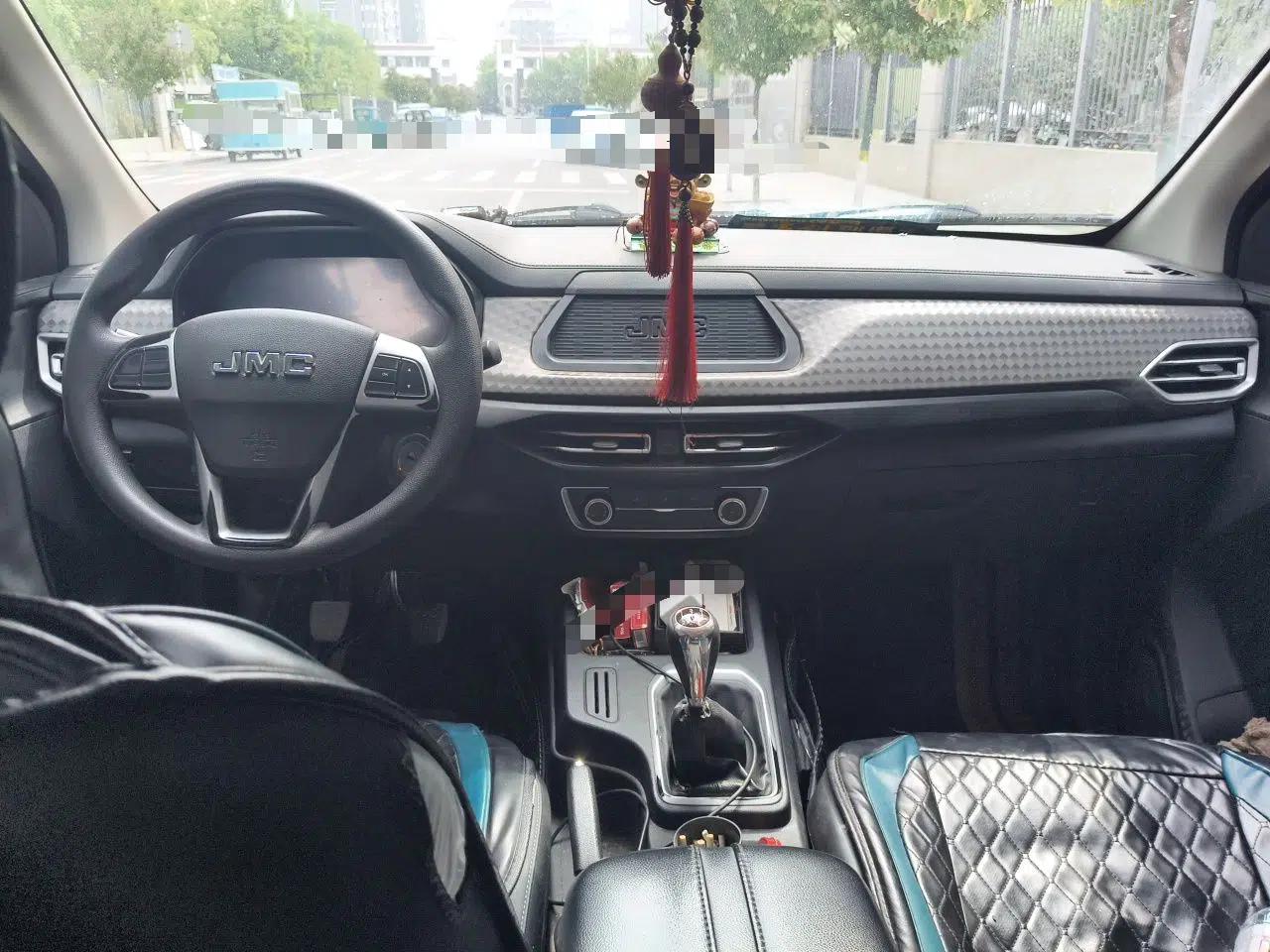 JMC Baodian 2023 2.5T Diesel Two-Wheel Drive Comfort Edition Standard Wheelbase JX4D25A6L — миниатюра 10