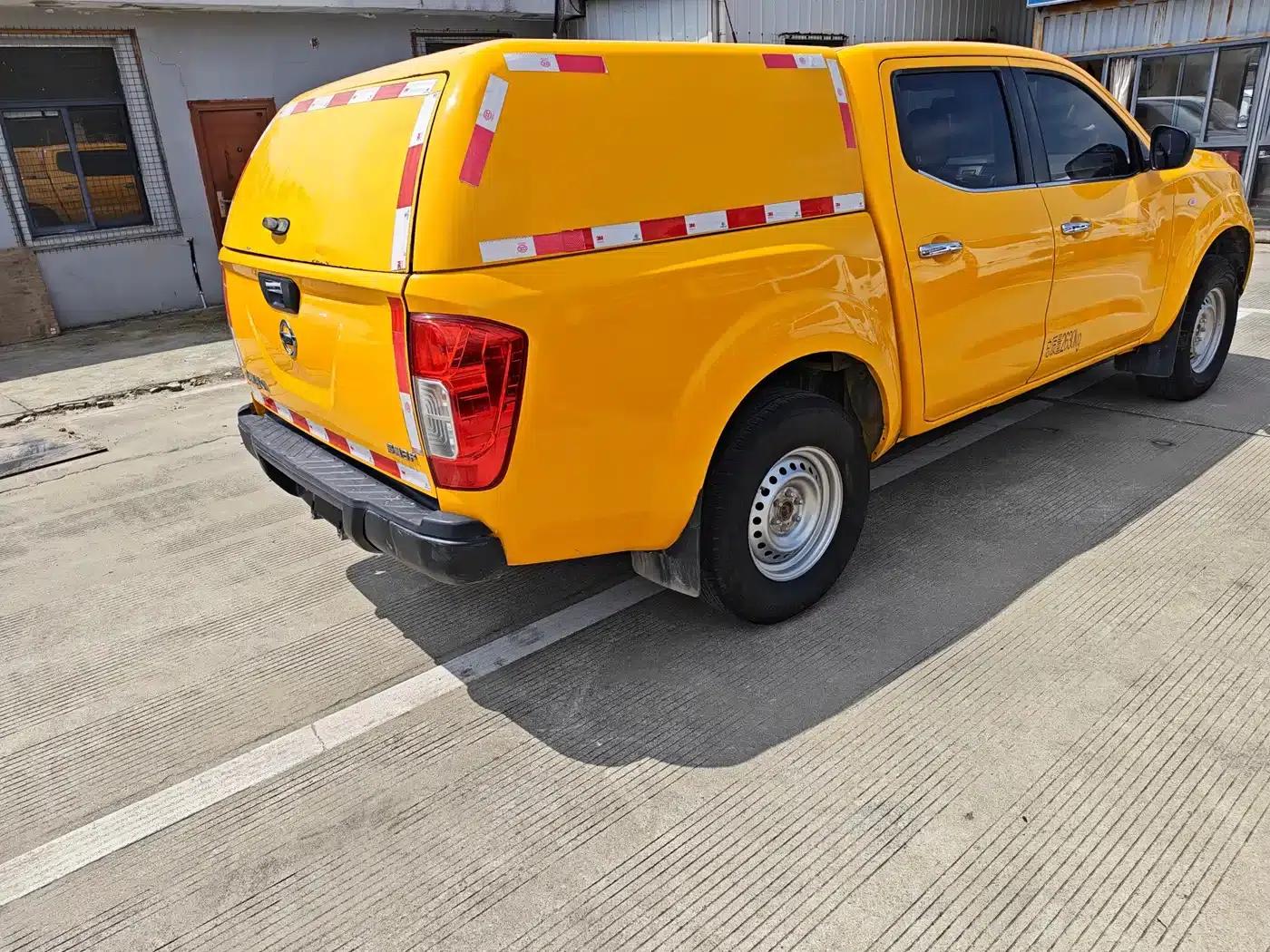 Navara 2020 Side-Opening Window Van — миниатюра 4