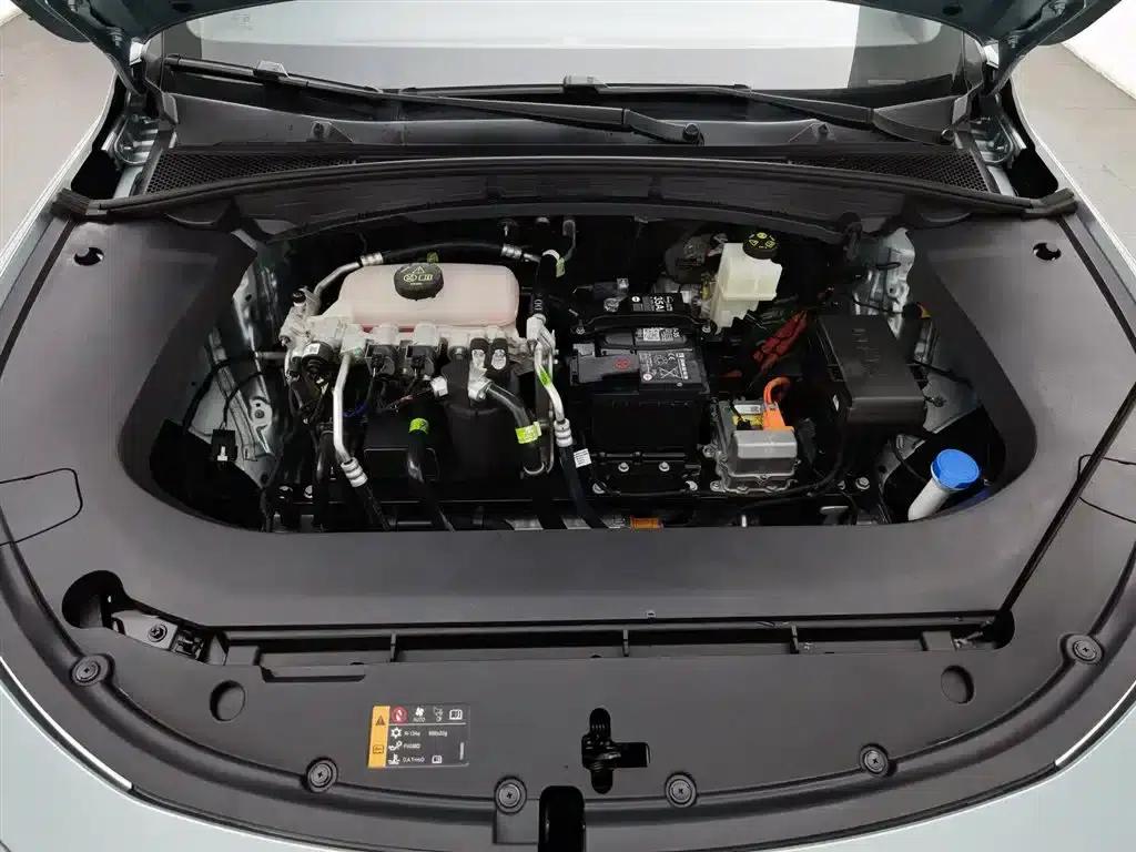 Roewe D6 2025 450km Premium Edition — миниатюра 6