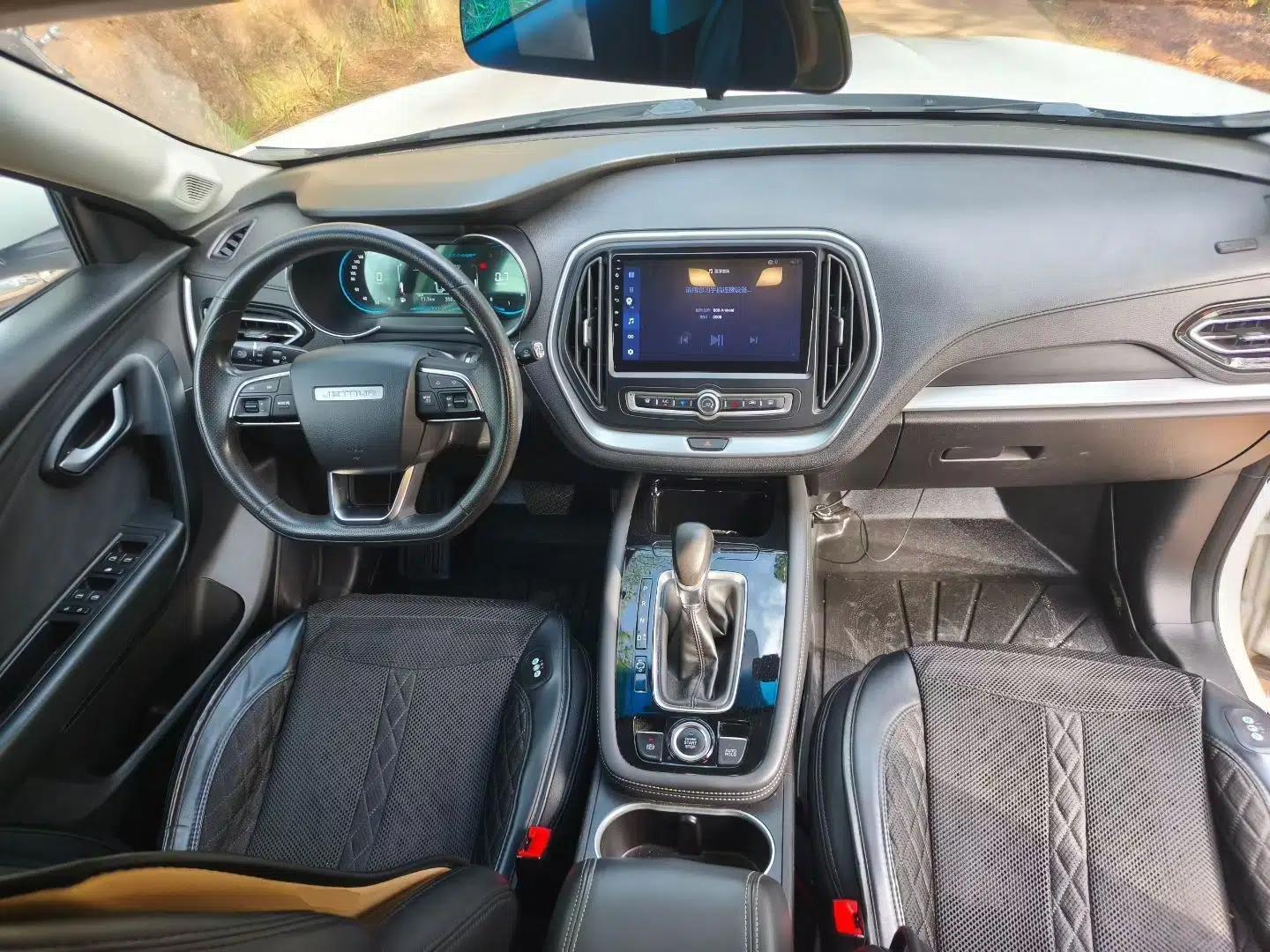 JETOUR X70M 2020 Revised Version 1.5T DCT Companion Edition 5 Seats — миниатюра 13