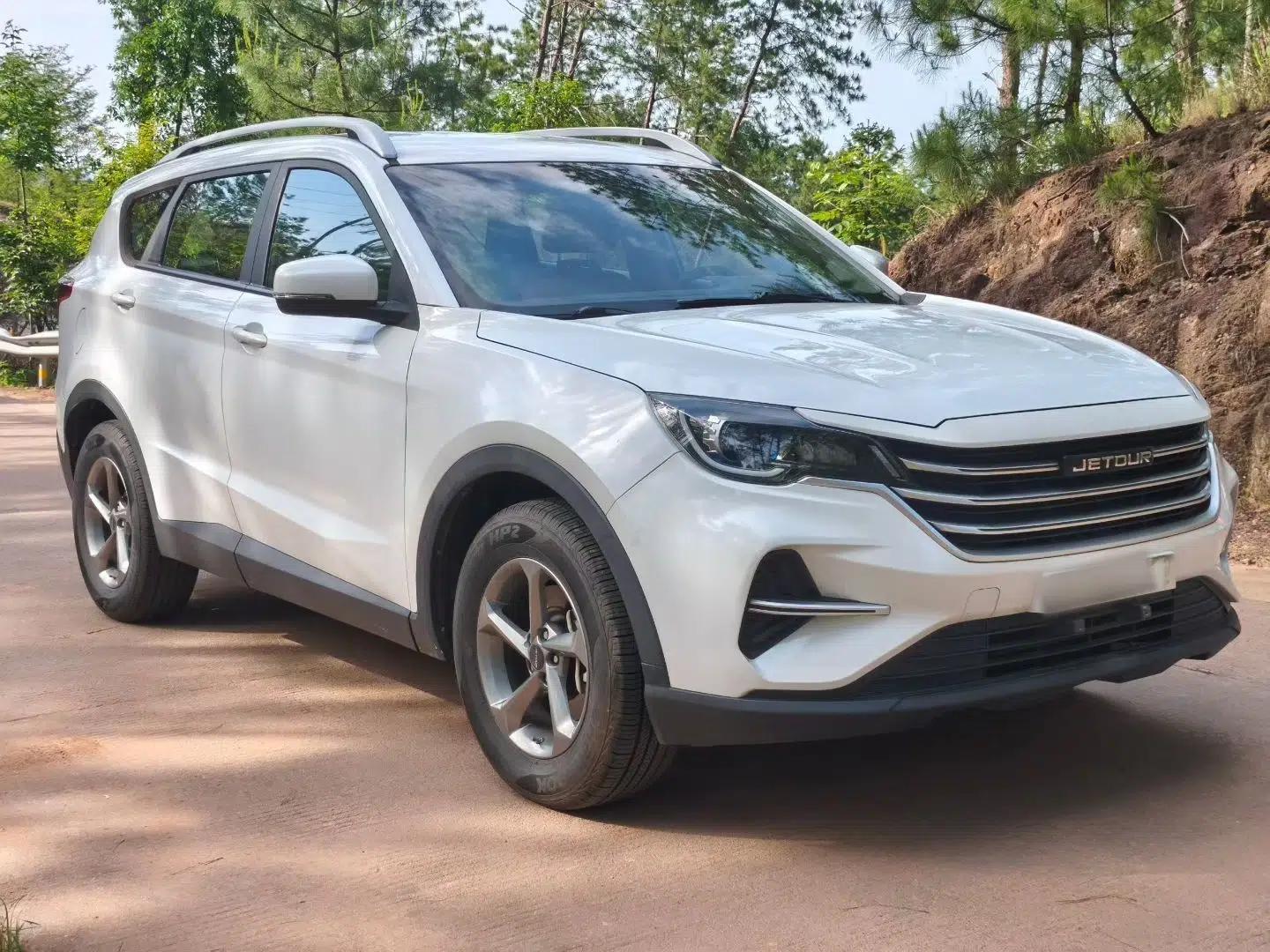 JETOUR X70M 2020 Revised Version 1.5T DCT Companion Edition 5 Seats — миниатюра 3